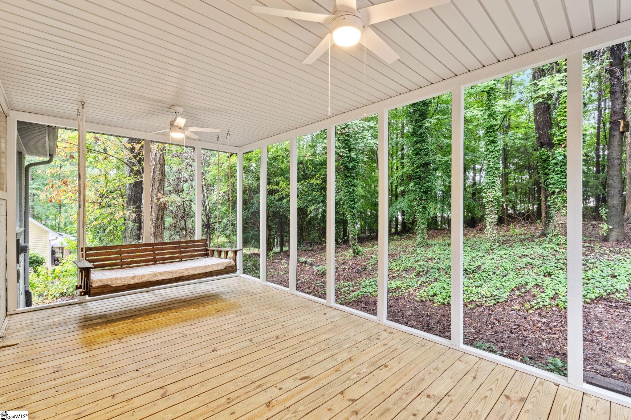 214 Appomattox Drive Simpsonville, SC 29681