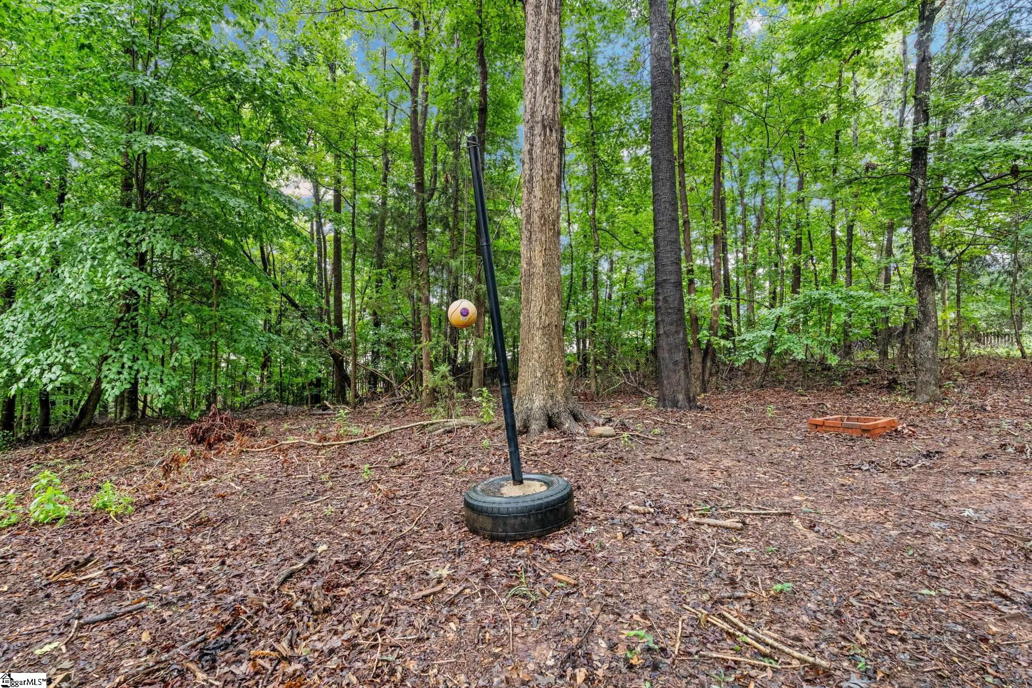 214 Appomattox Drive Simpsonville, SC 29681