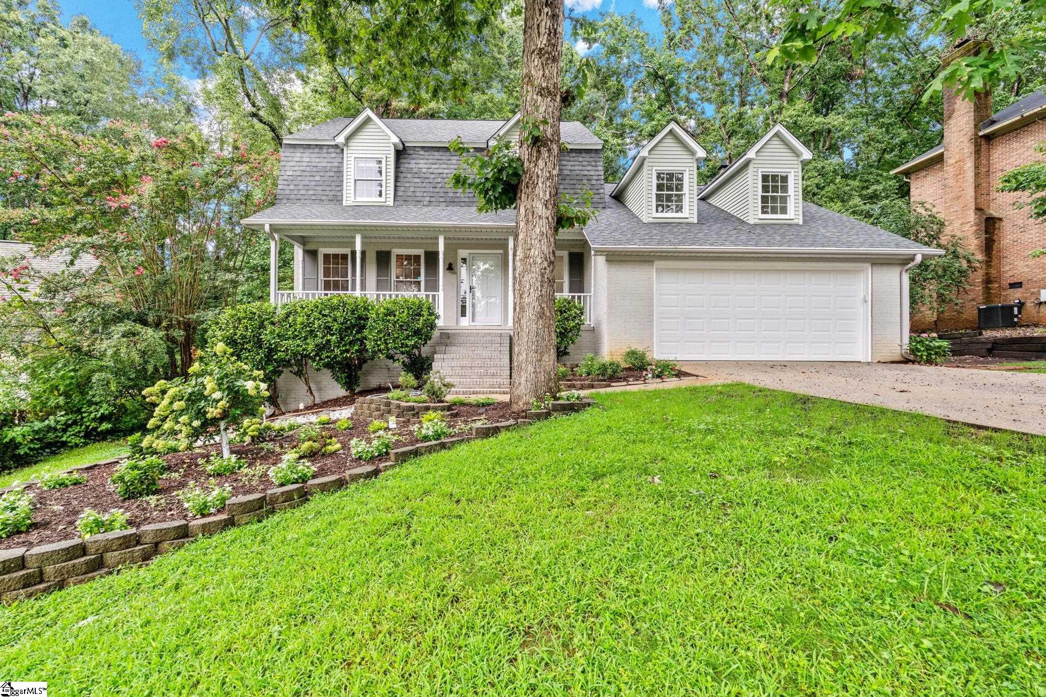 214 Appomattox Drive Simpsonville, SC 29681