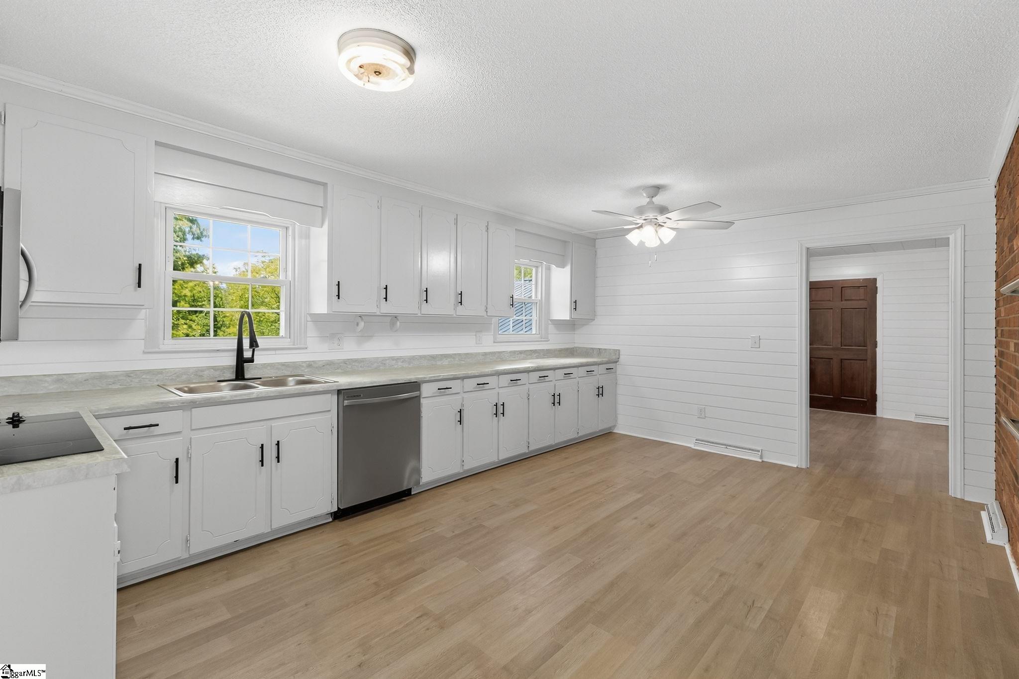 322 Ranch Estates Laurens, SC 29360