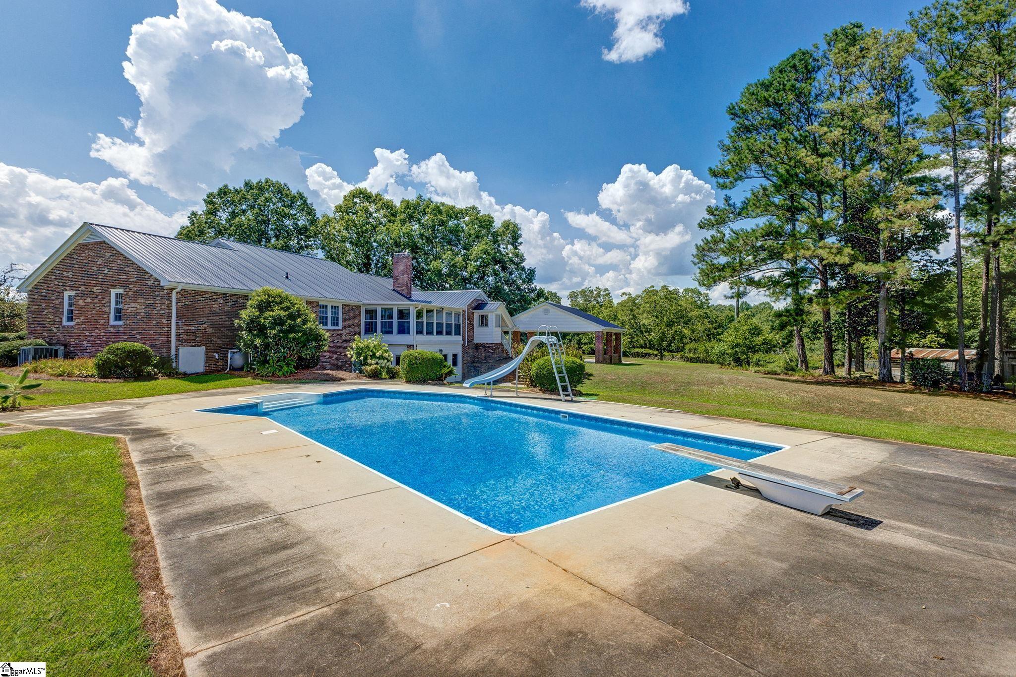322 Ranch Estates Laurens, SC 29360