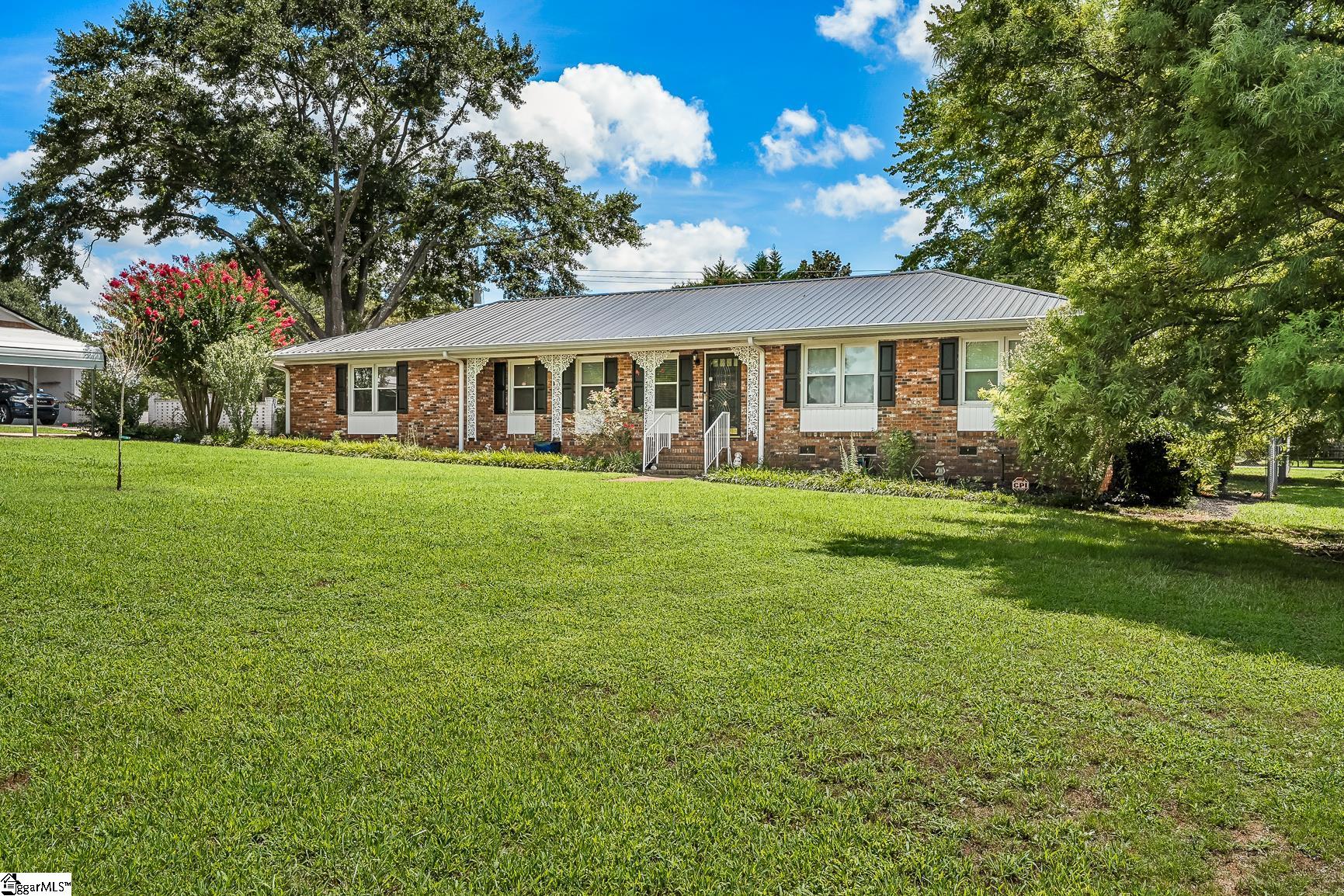 4 River Drive Williamston, SC 29697