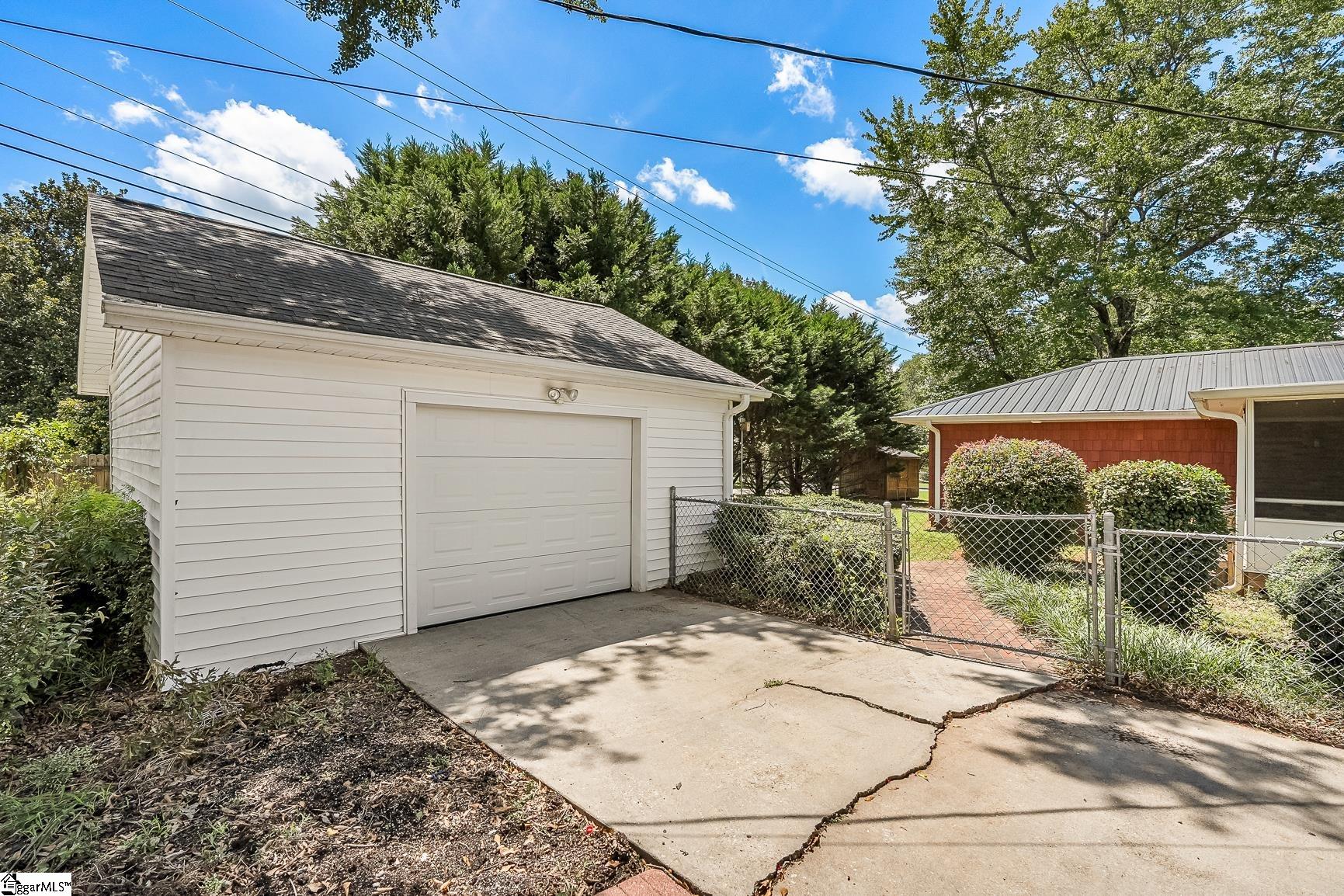 4 River Drive Williamston, SC 29697