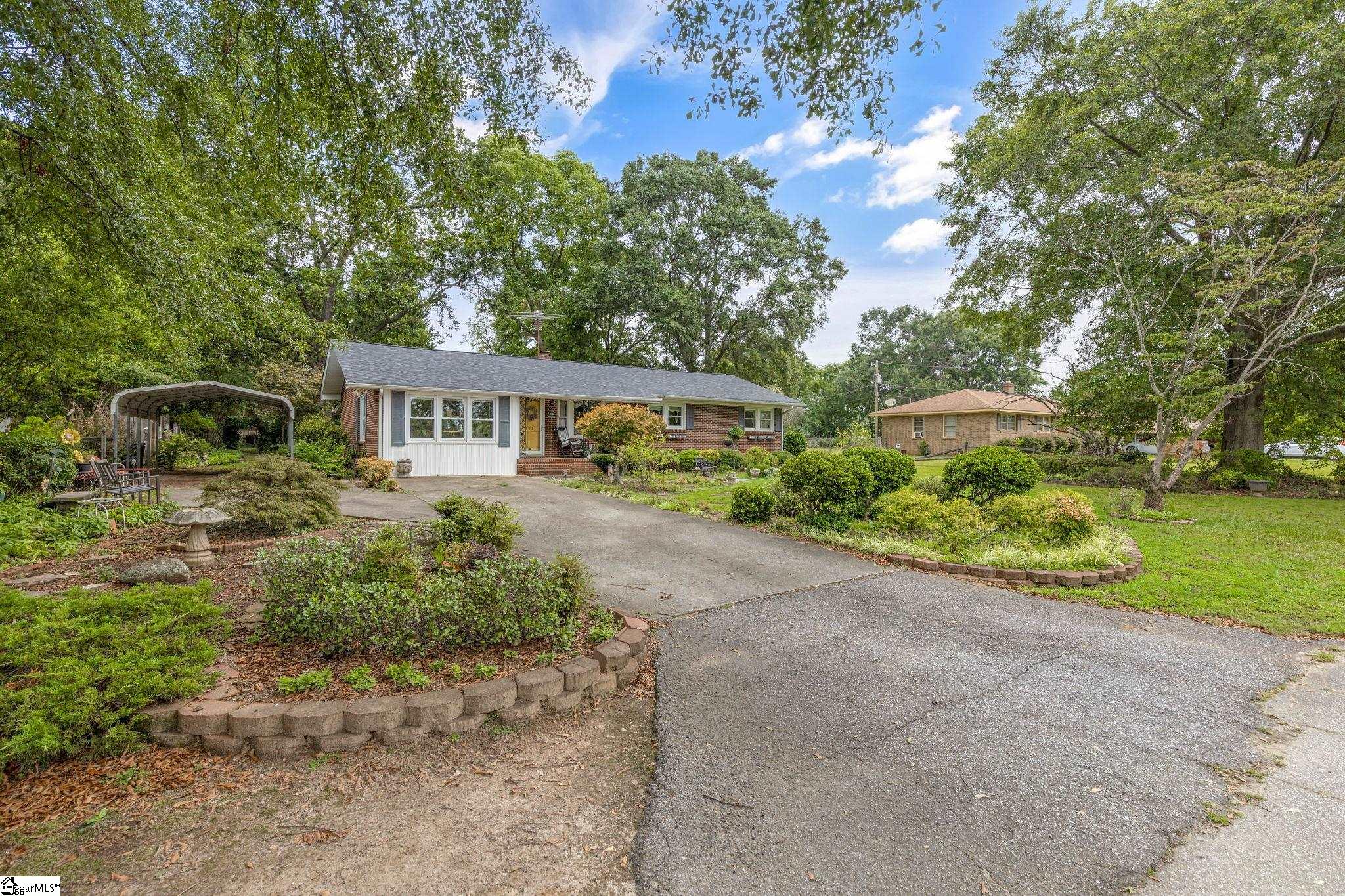 137 Selwyn Drive Anderson, SC 29625