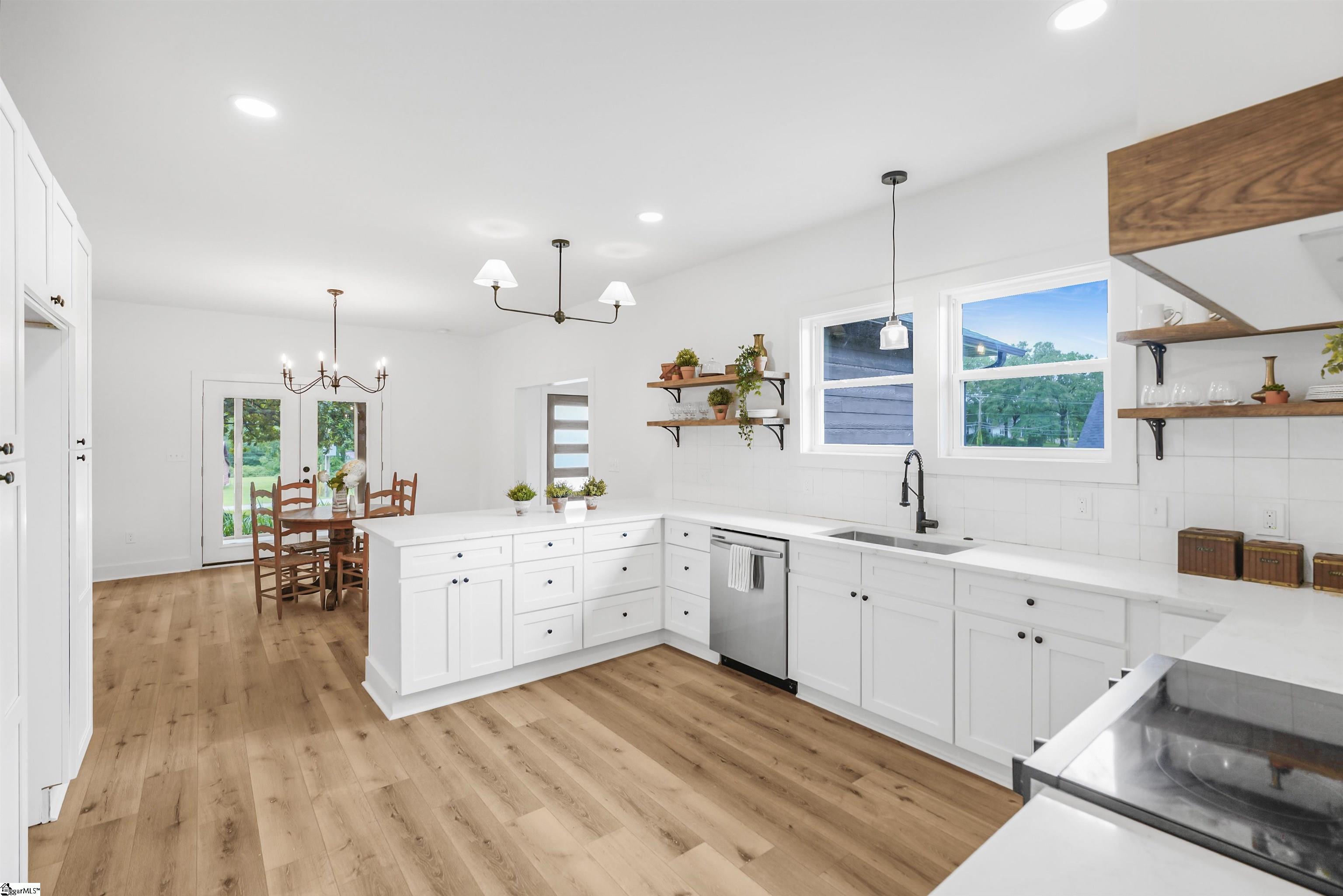 371 Tigerville Road Travelers Rest, SC 29690