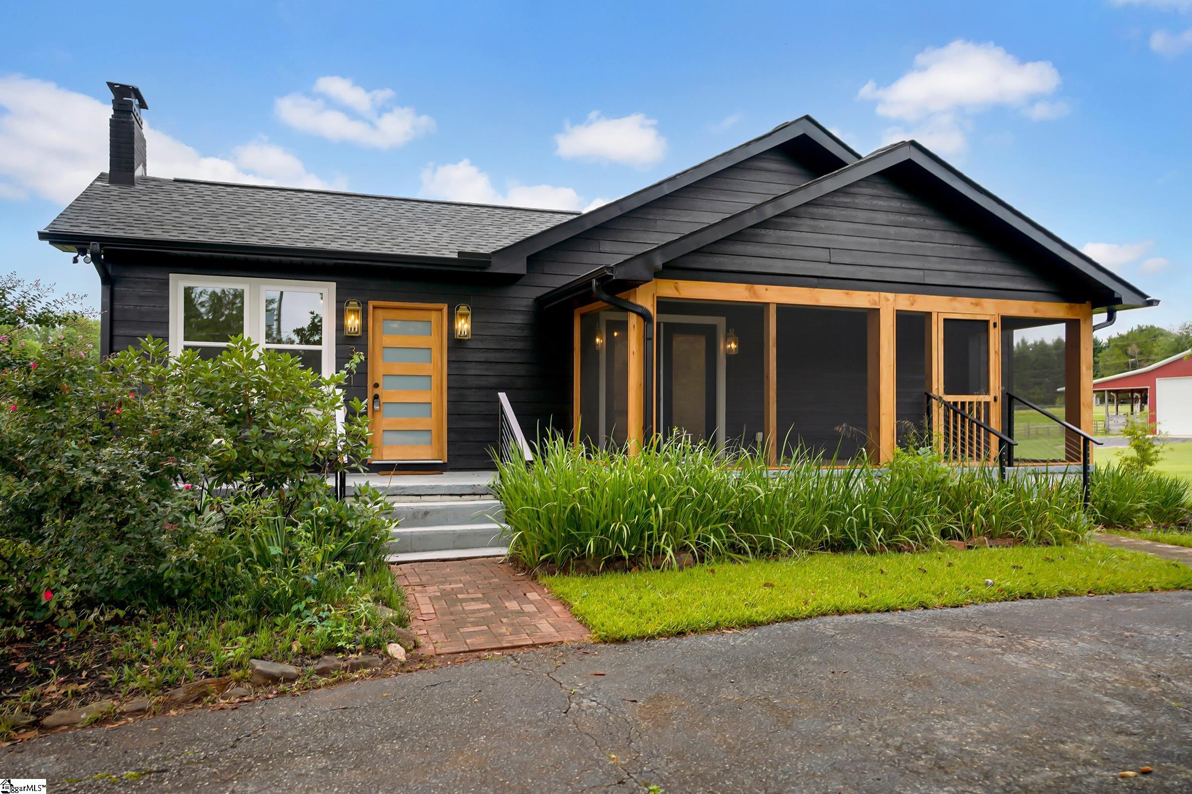 371 Tigerville Road Travelers Rest, SC 29690