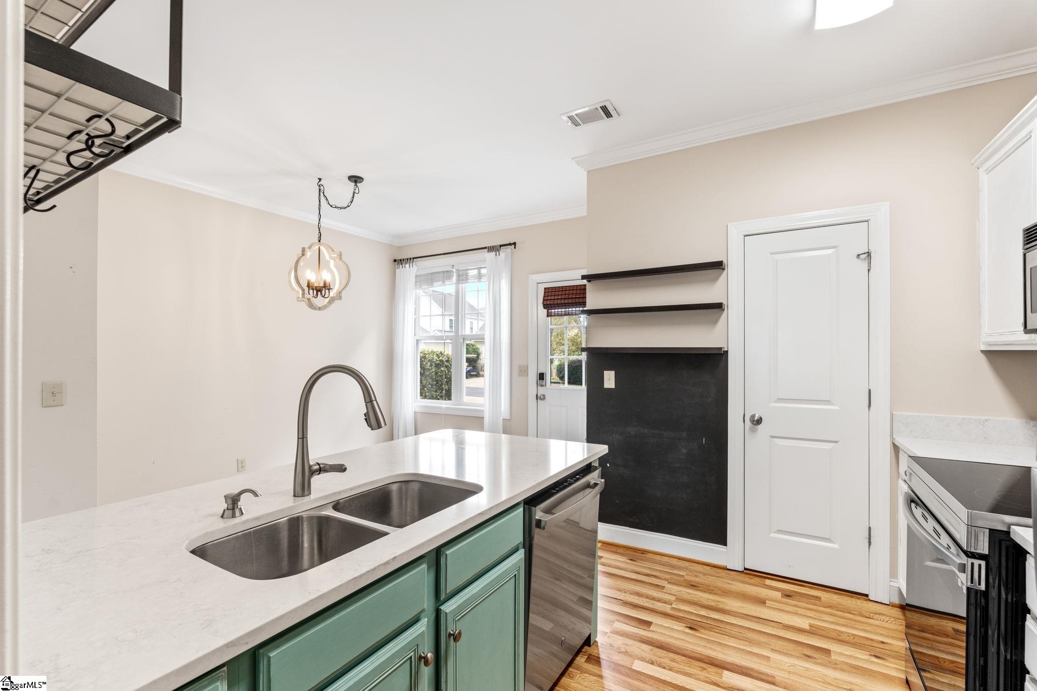 117 Mallard Street Greenville, SC 29601