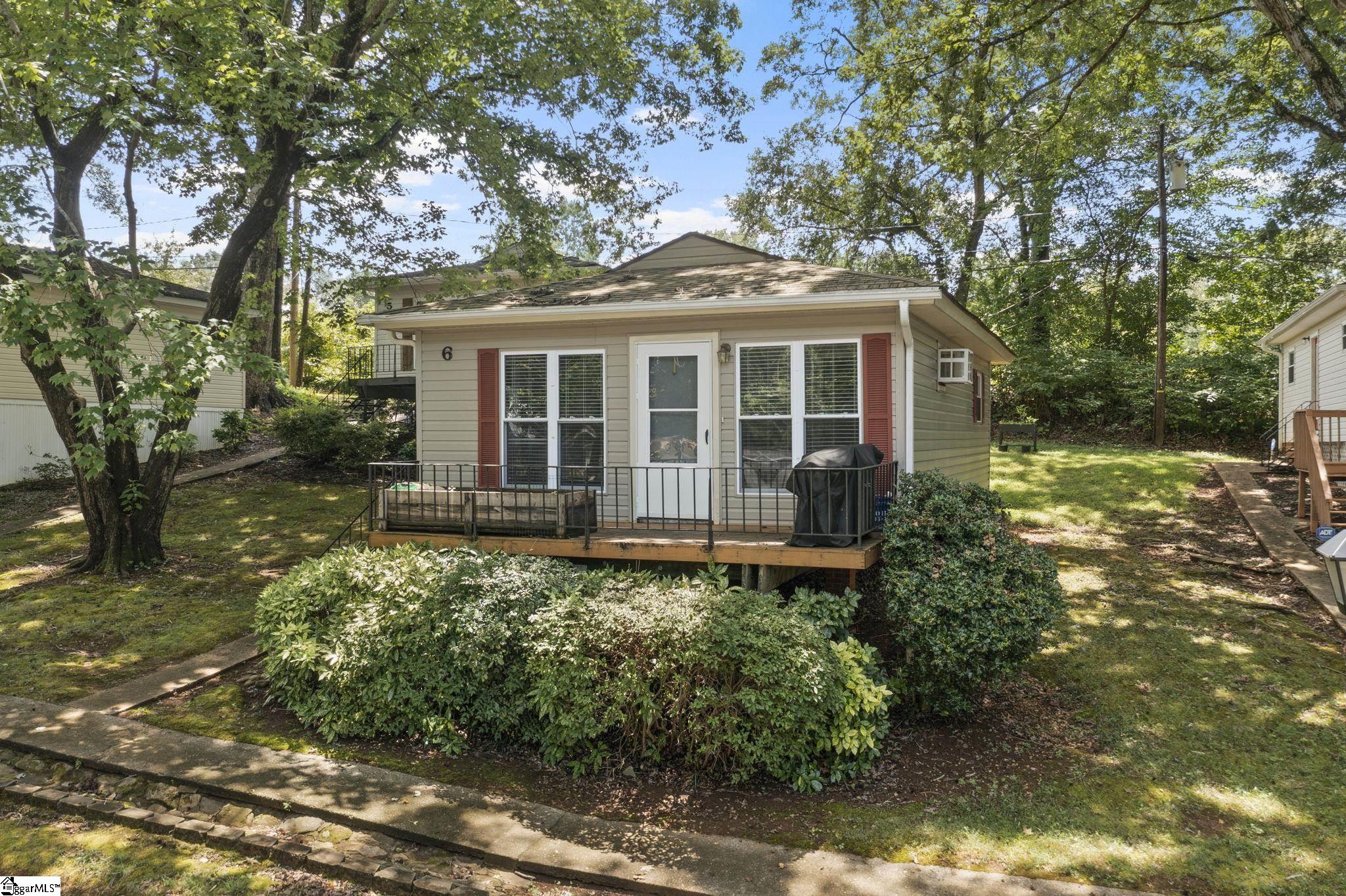 6 Kimbell Court Greenville, SC 29617