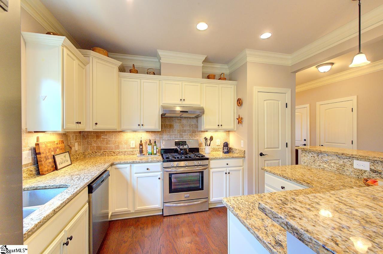 9 Bromwell Way Easley, SC 29642