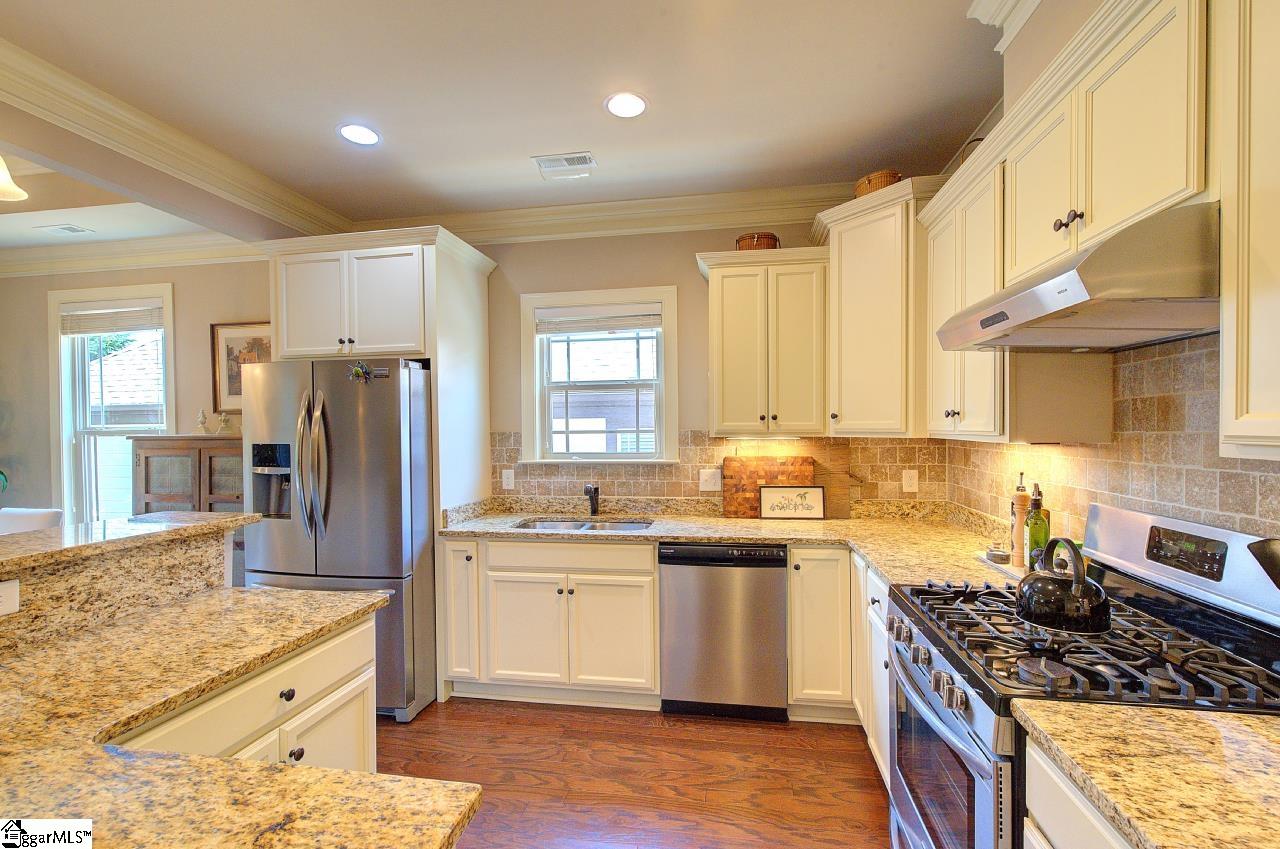 9 Bromwell Way Easley, SC 29642