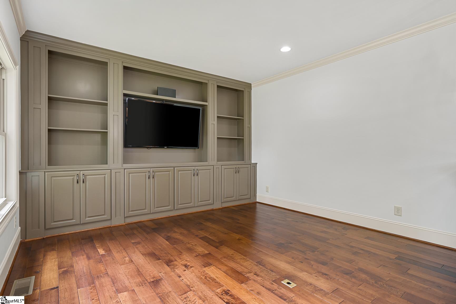 15 Paddington Avenue Greenville, SC 29609