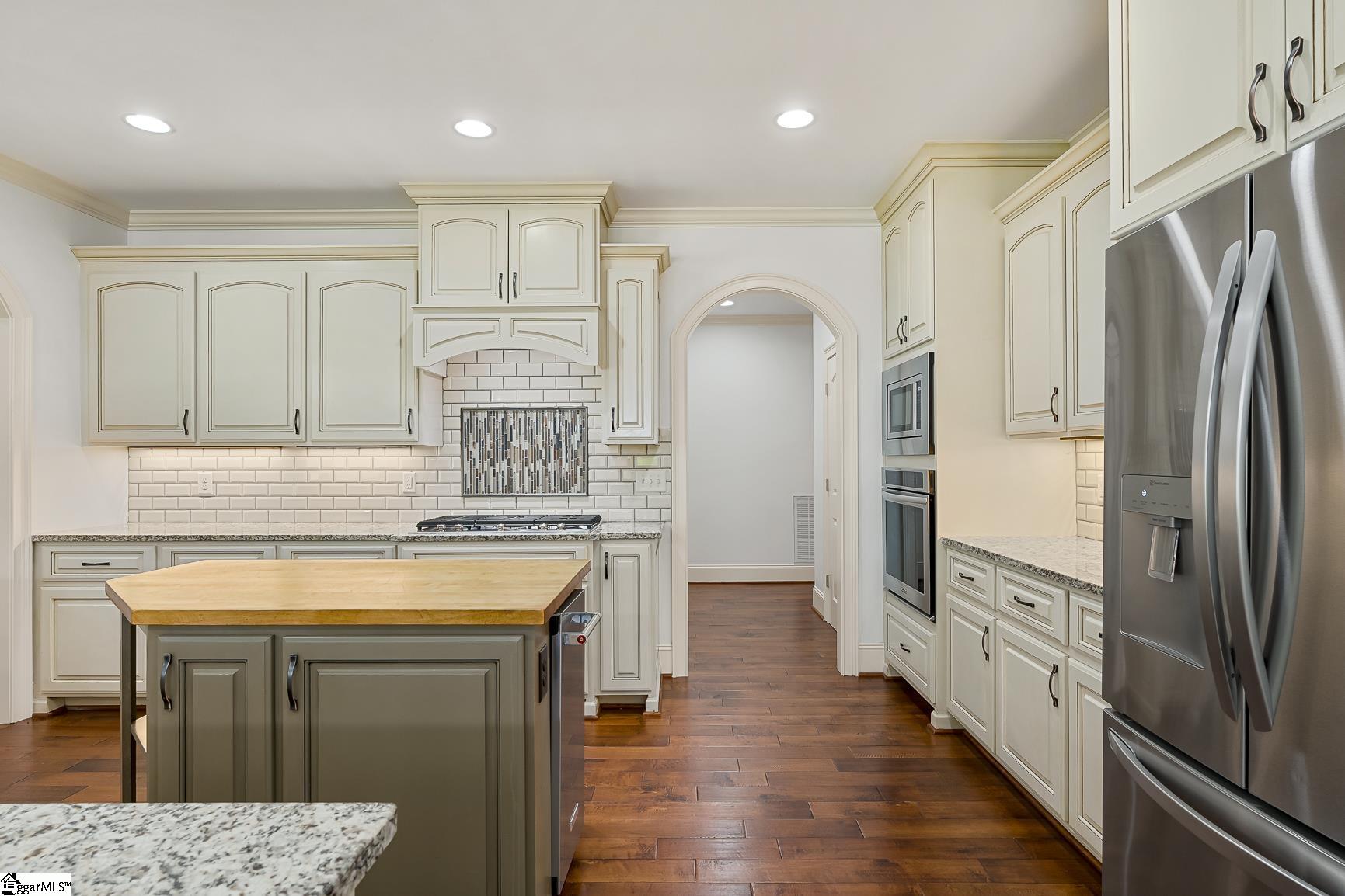 15 Paddington Avenue Greenville, SC 29609