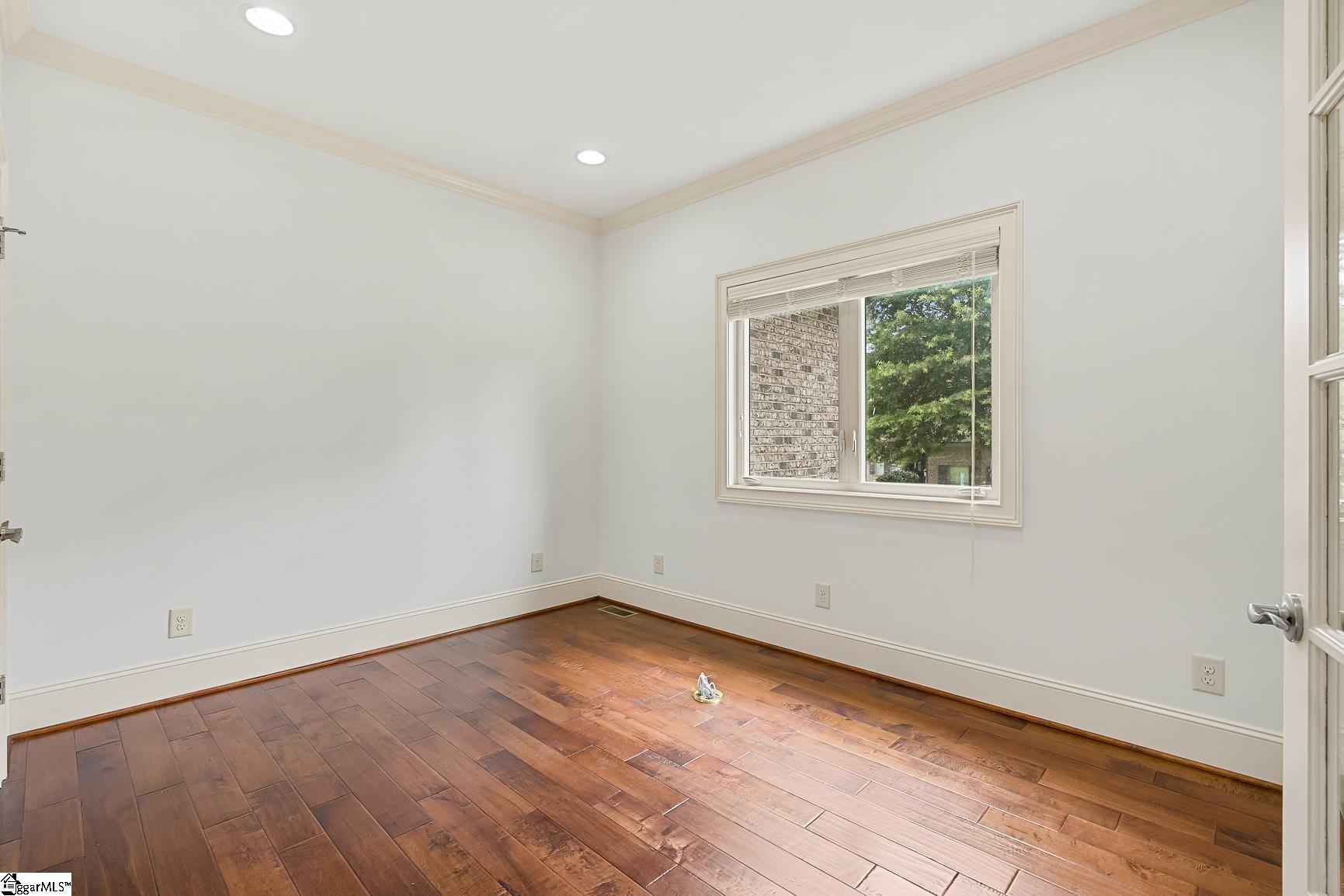 15 Paddington Avenue Greenville, SC 29609