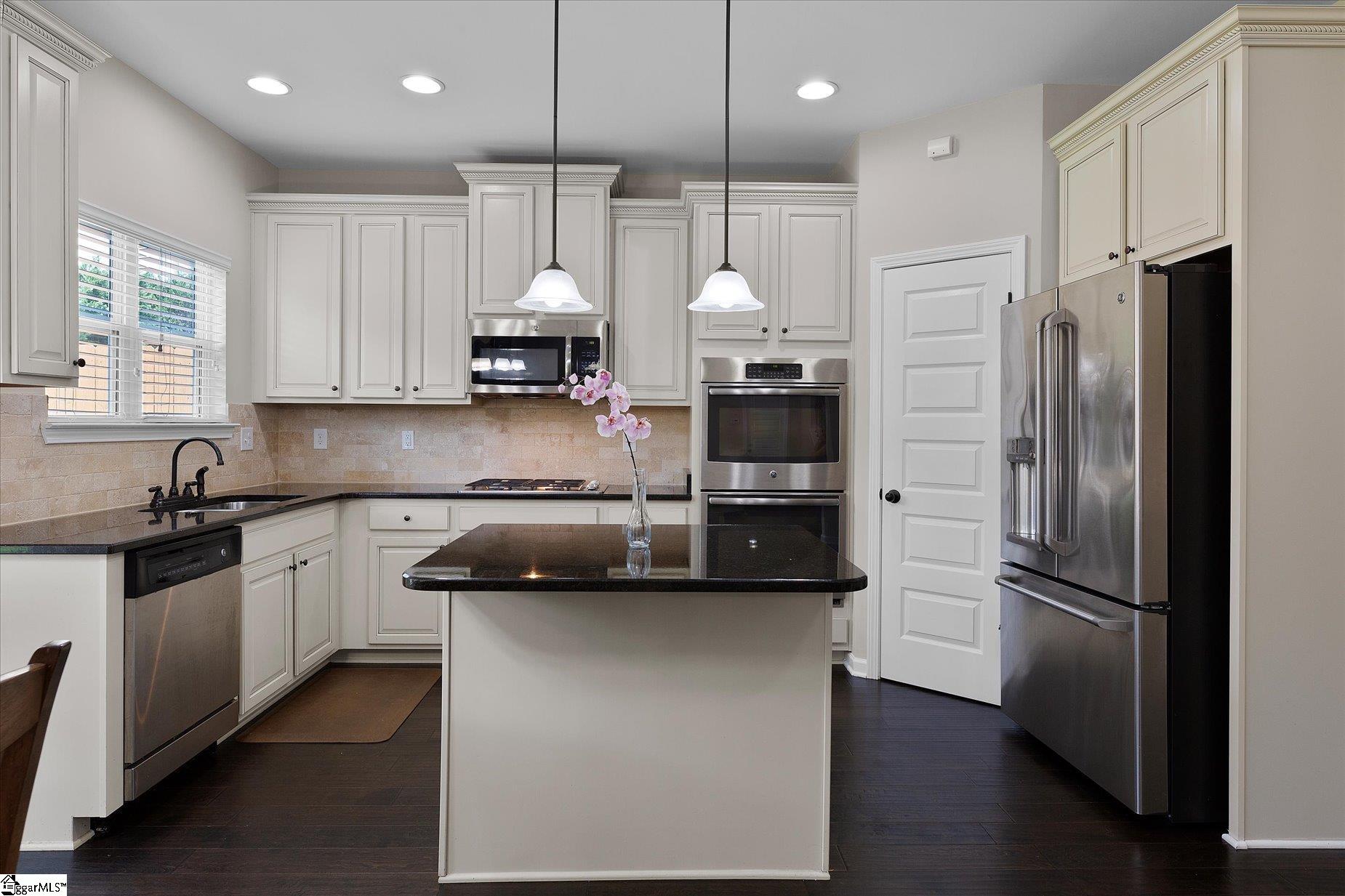 217 Lovelace Court Simpsonville, SC 29681