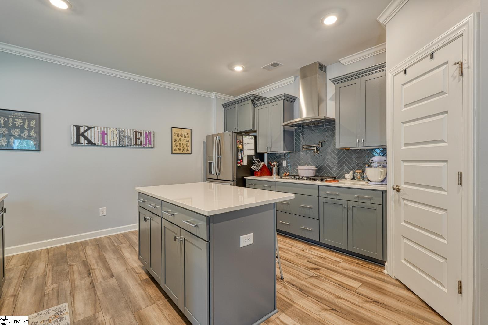 4126 Crest Ridge Lane Boiling Springs, SC 29316