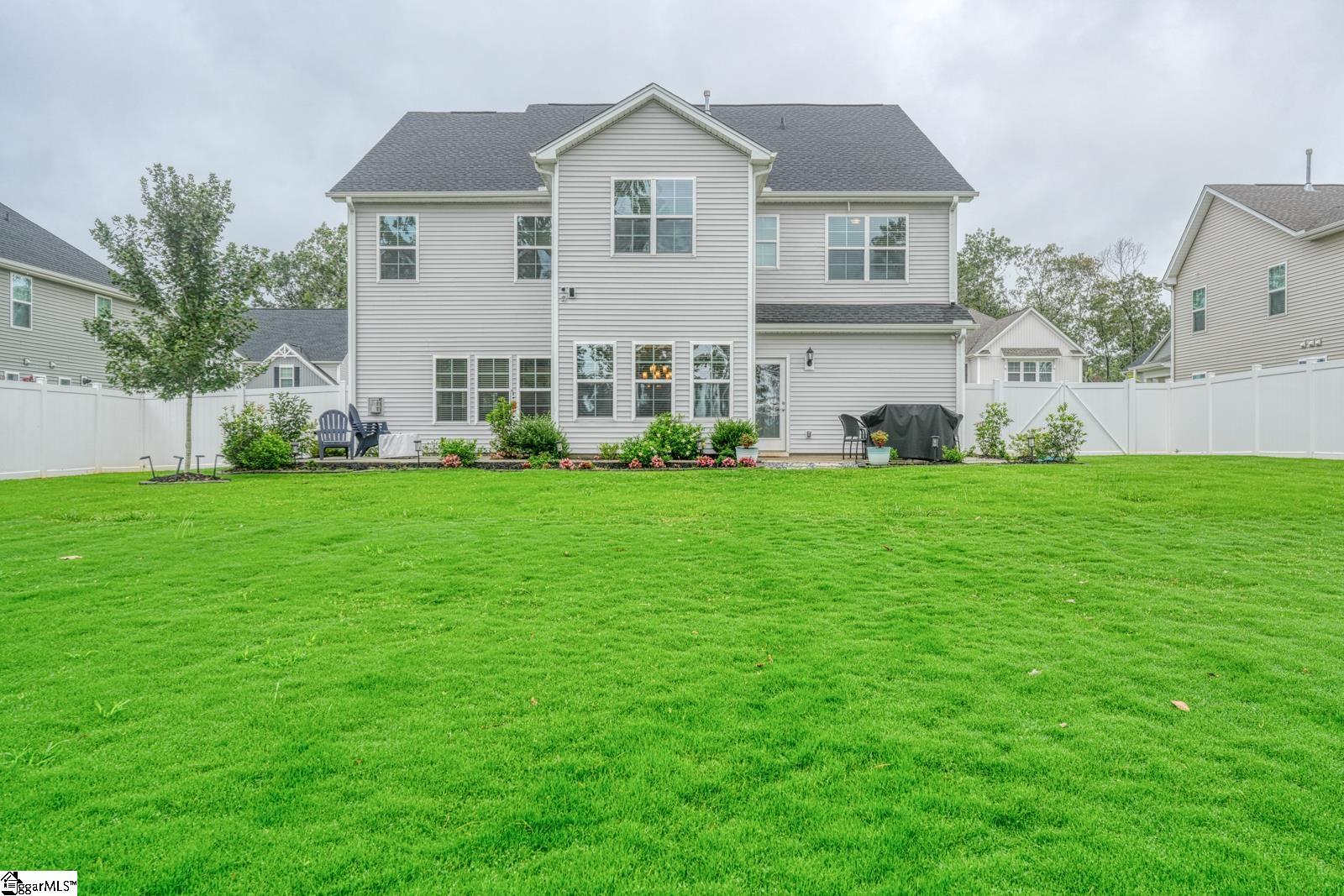 4126 Crest Ridge Lane Boiling Springs, SC 29316