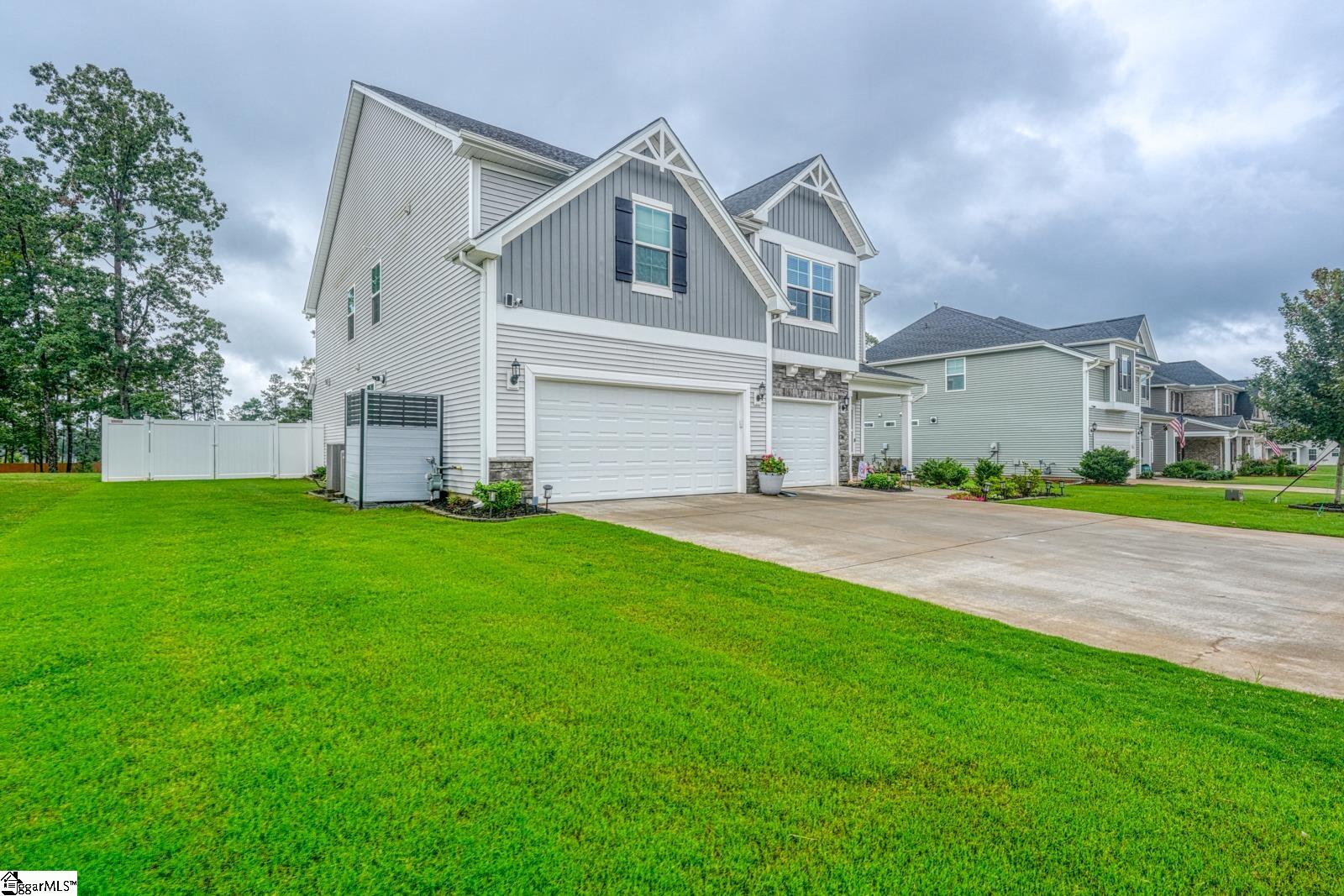 4126 Crest Ridge Lane Boiling Springs, SC 29316