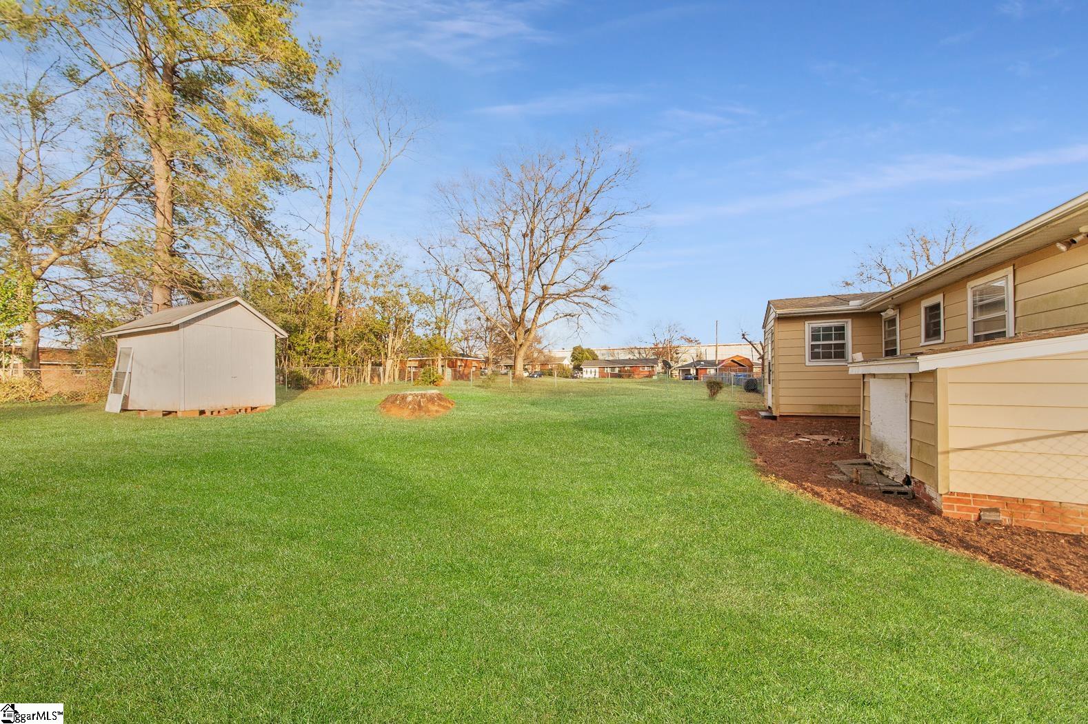 23 Brownwood Street Greenville, SC 29611