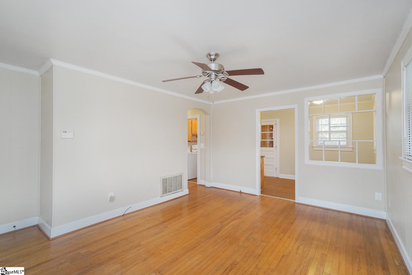 23 Brownwood Street Greenville, SC 29611