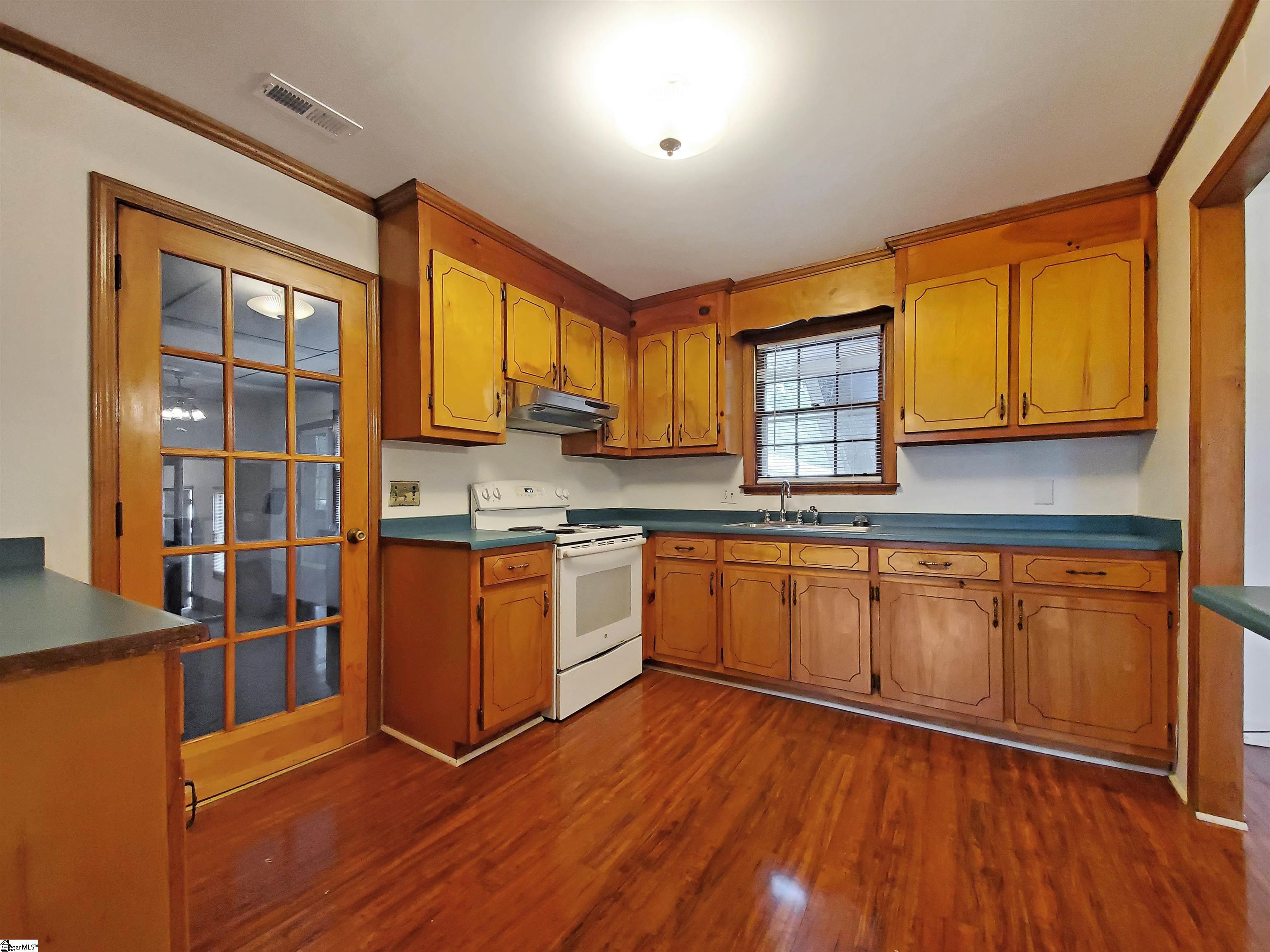 166 Mamie Black Road Pelzer, SC 29669