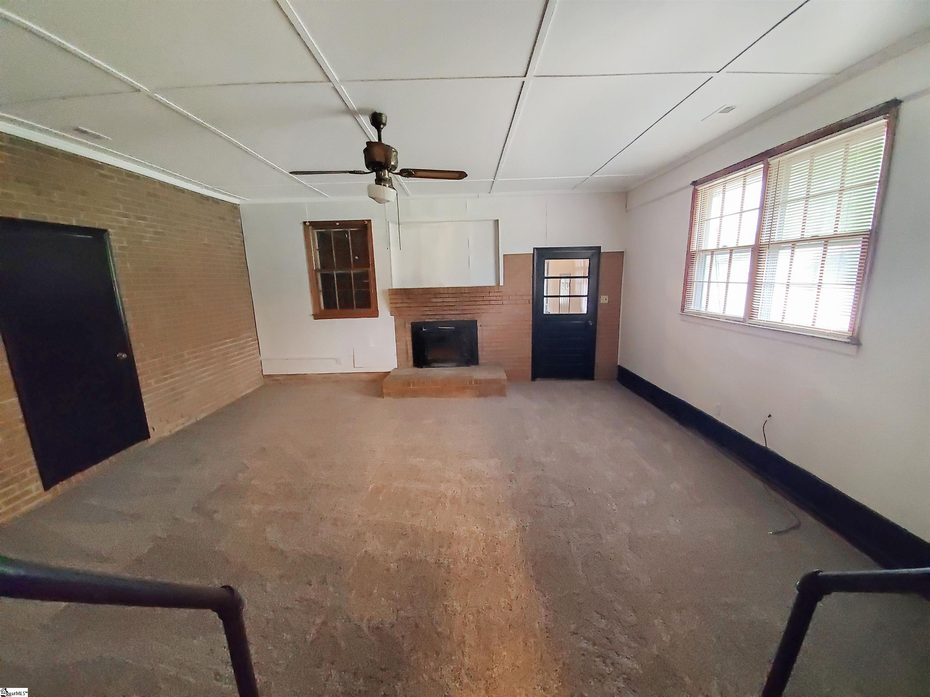 166 Mamie Black Road Pelzer, SC 29669