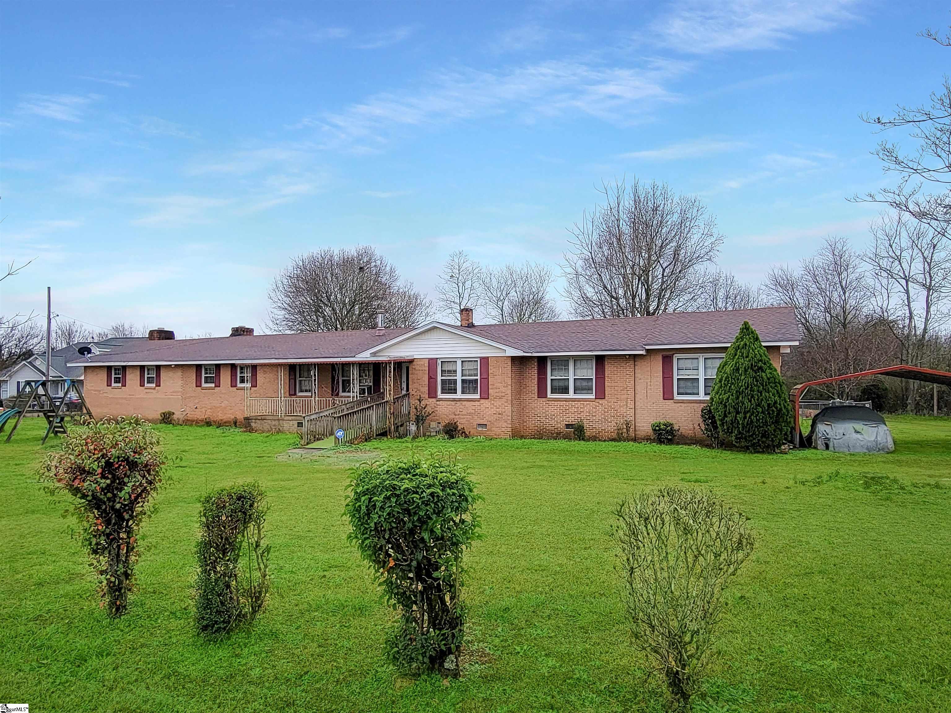 166 Mamie Black Road Pelzer, SC 29669