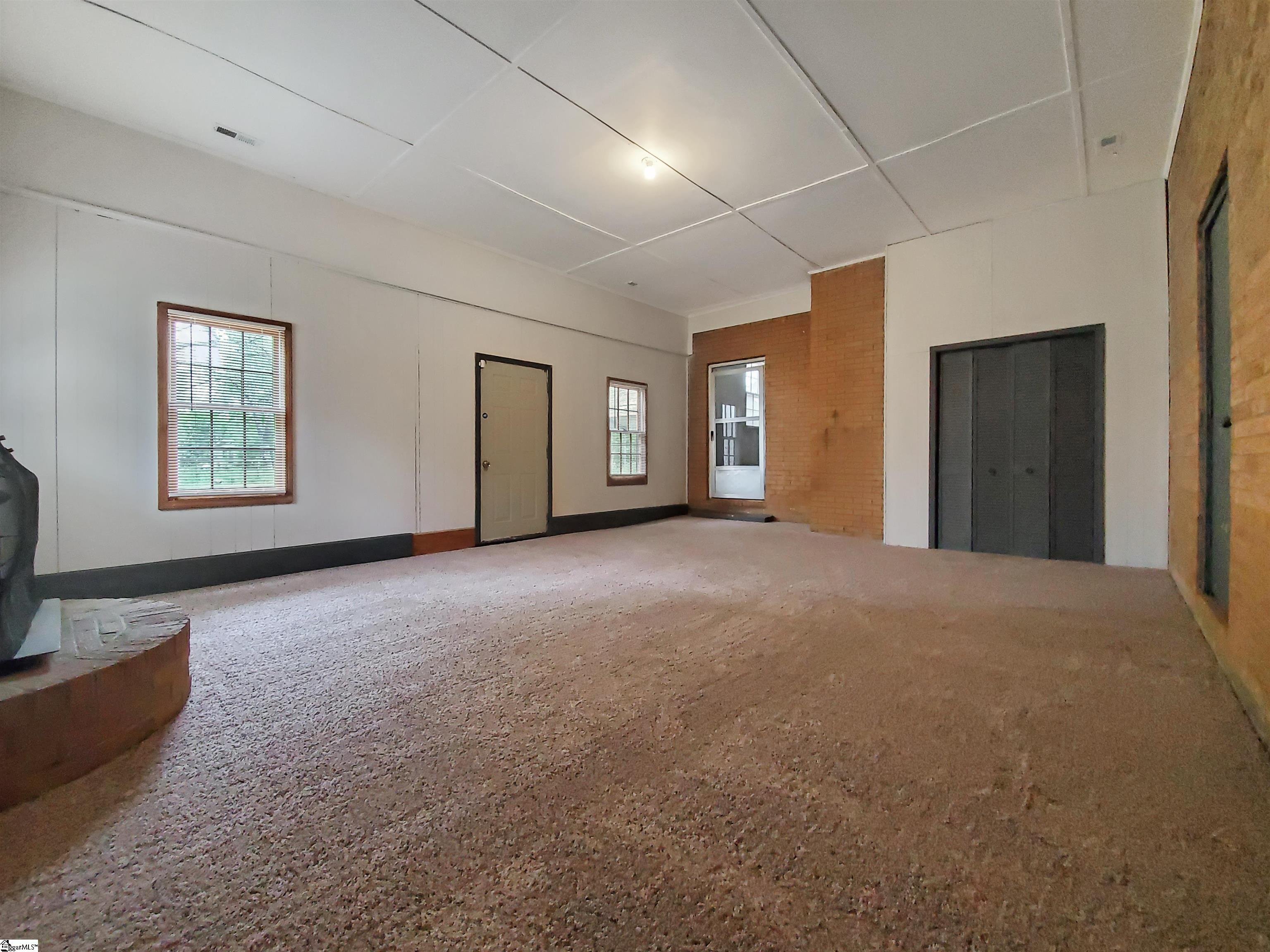 166 Mamie Black Road Pelzer, SC 29669