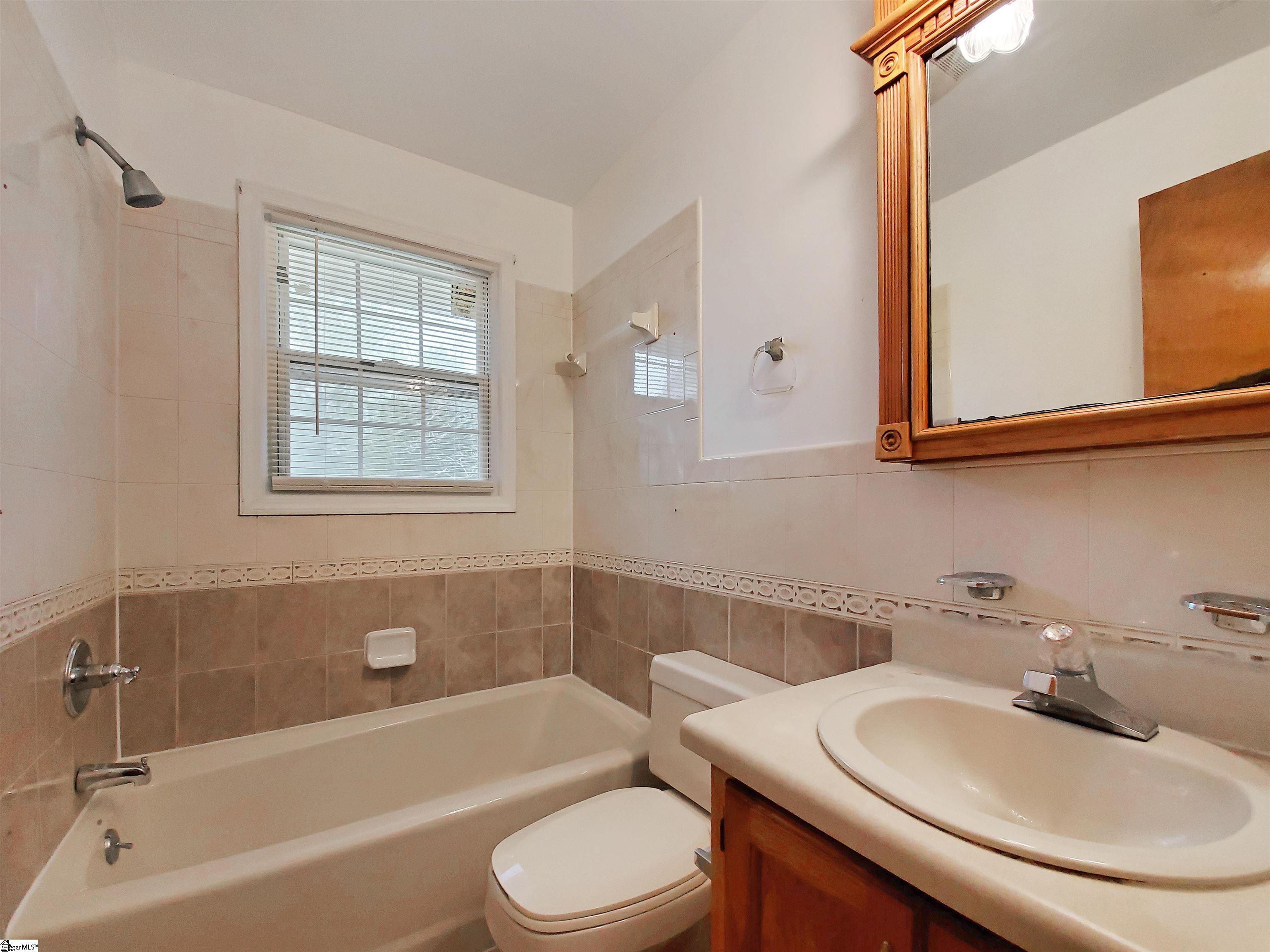 166 Mamie Black Road Pelzer, SC 29669