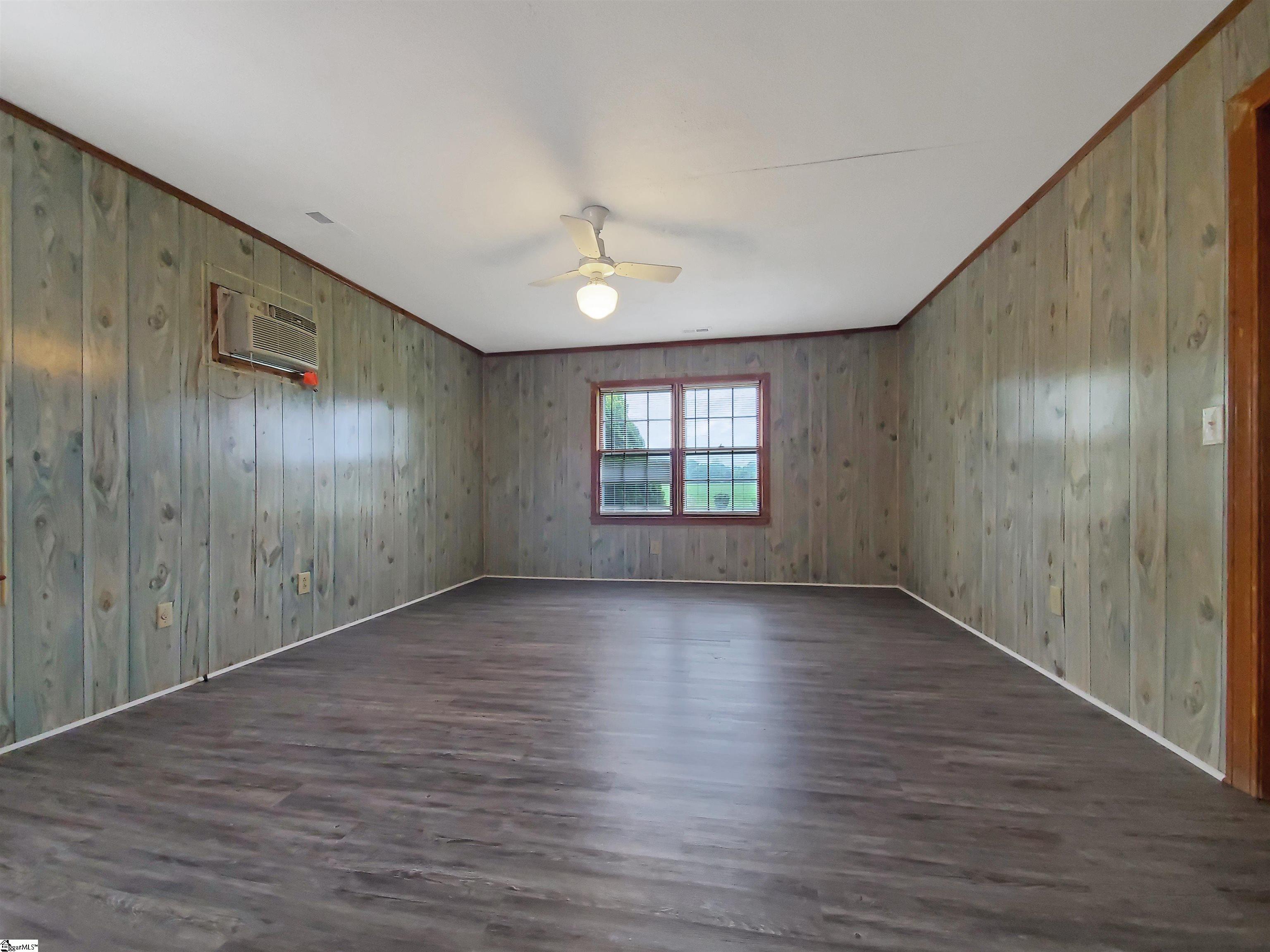166 Mamie Black Road Pelzer, SC 29669