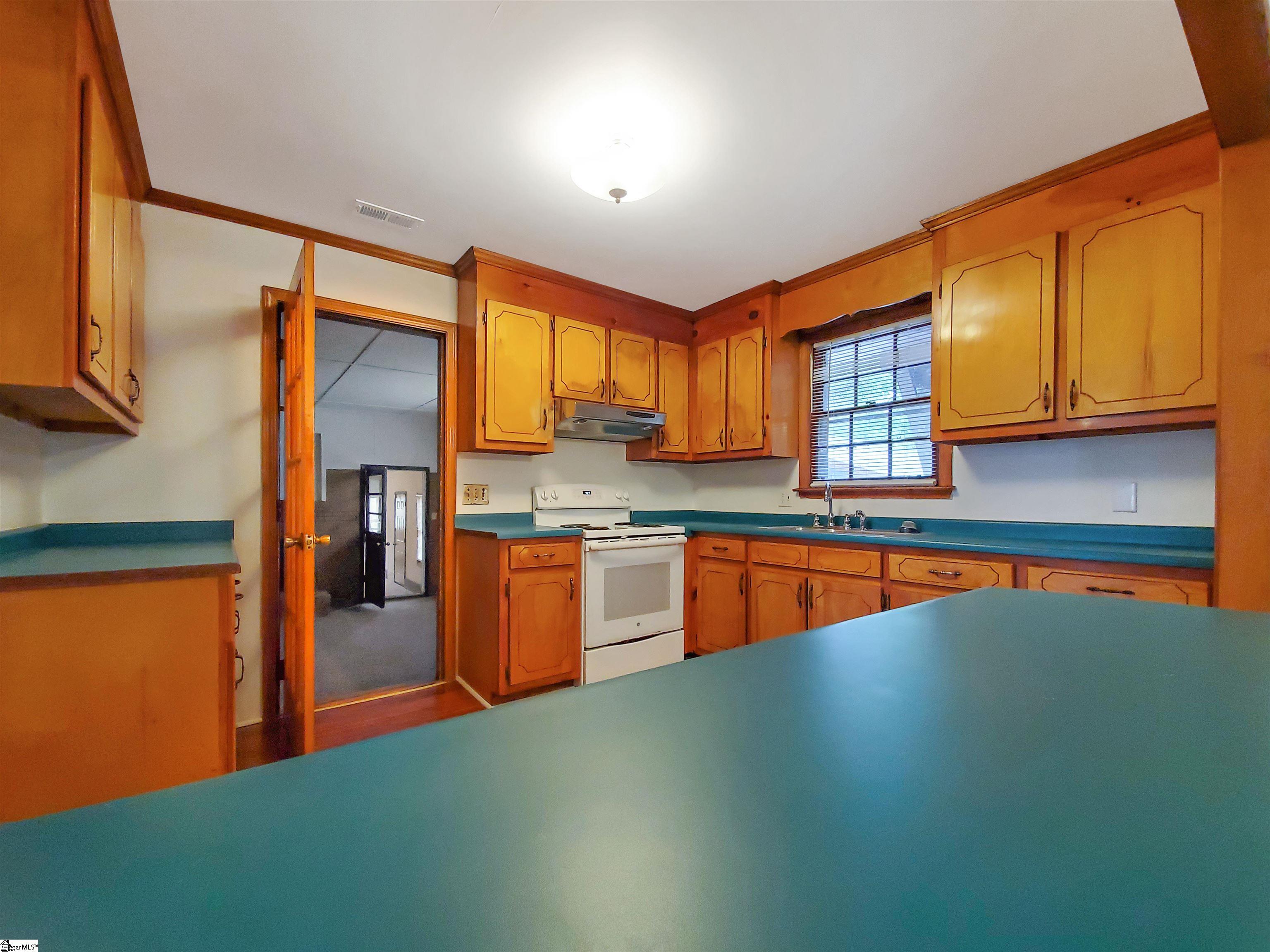 166 Mamie Black Road Pelzer, SC 29669