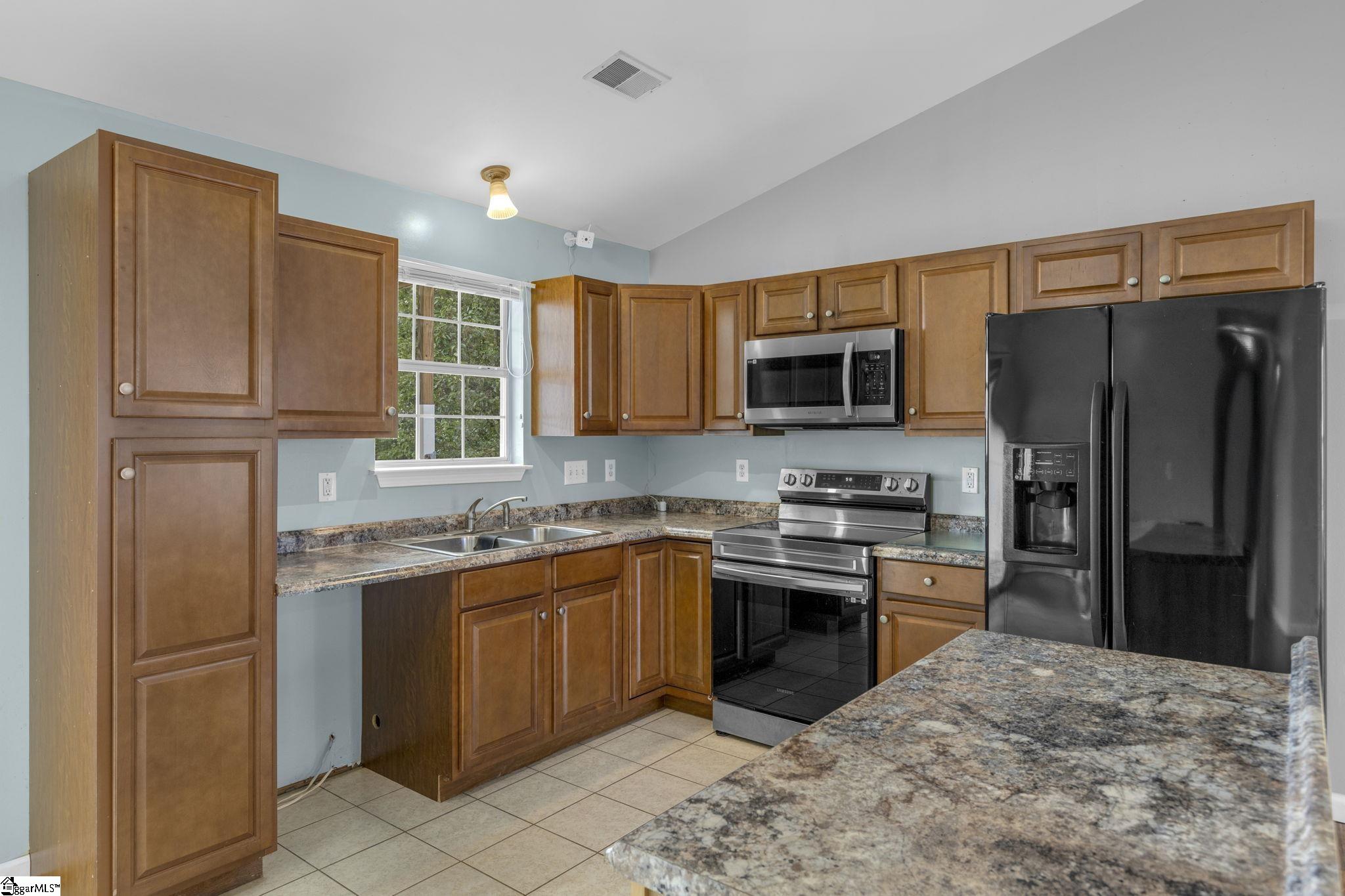108 Grape Arbor Way Fountain Inn, SC 29644