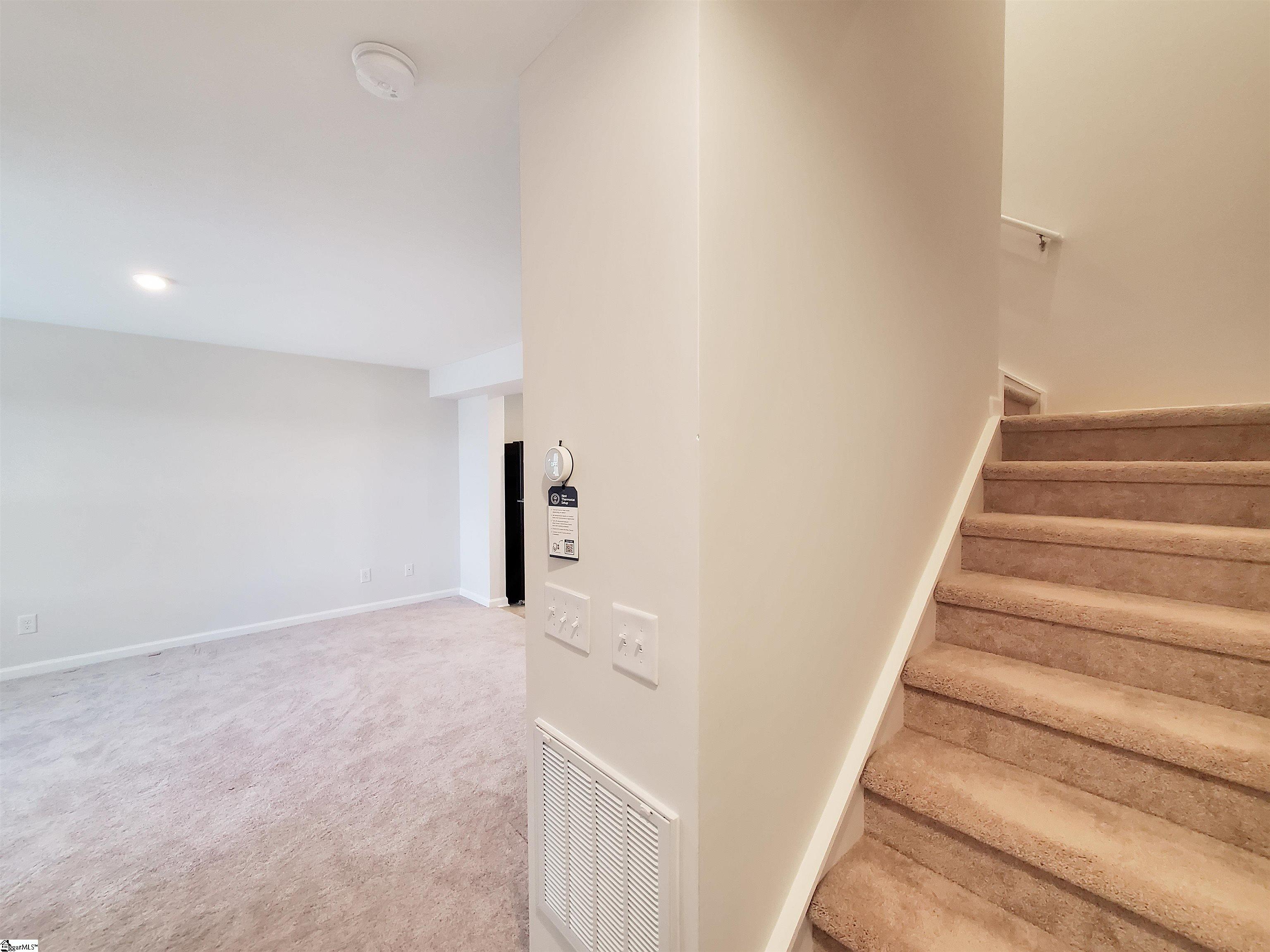 18 Pine Thicket Drive Greenville, SC 29617