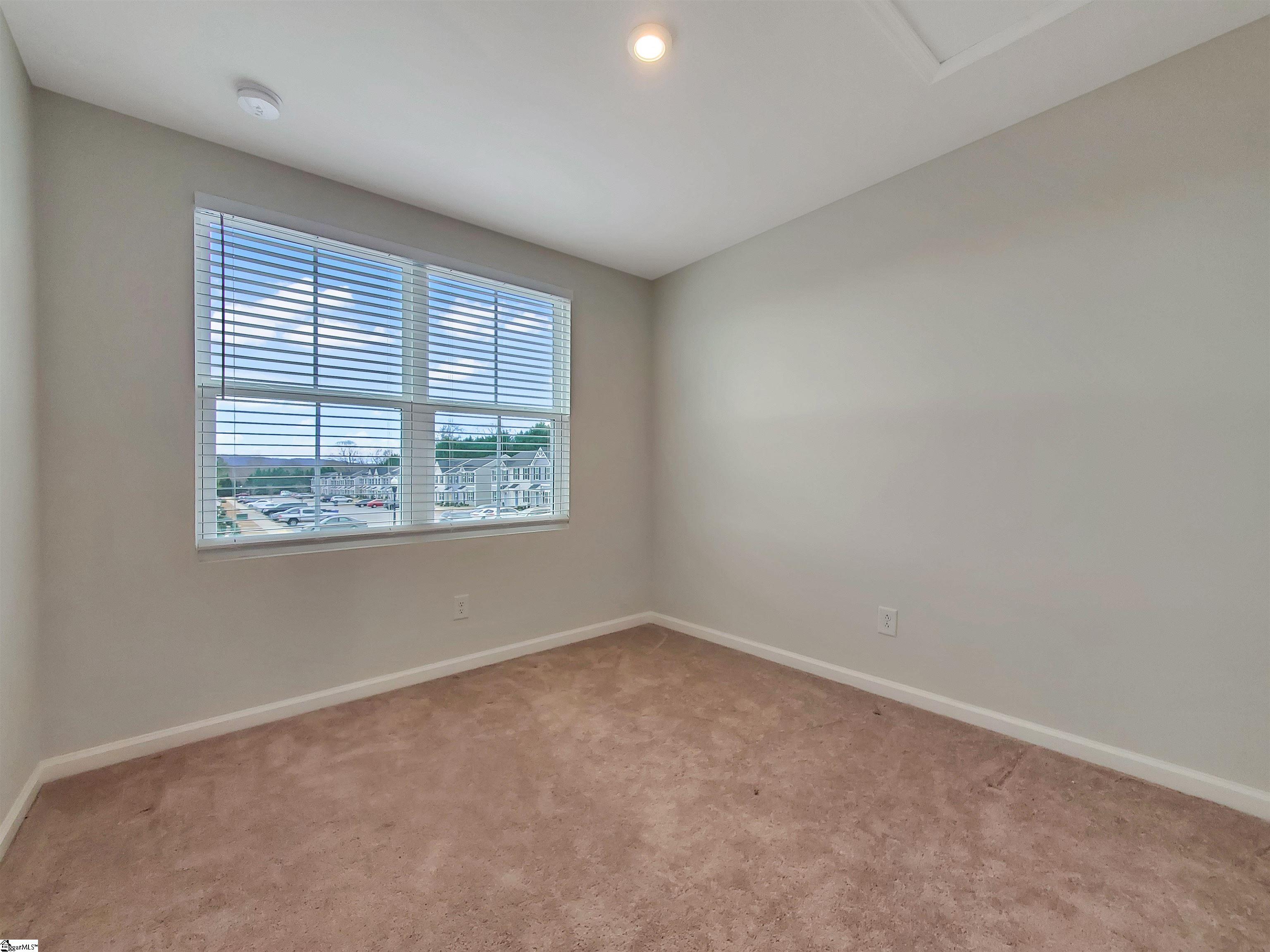 18 Pine Thicket Drive Greenville, SC 29617