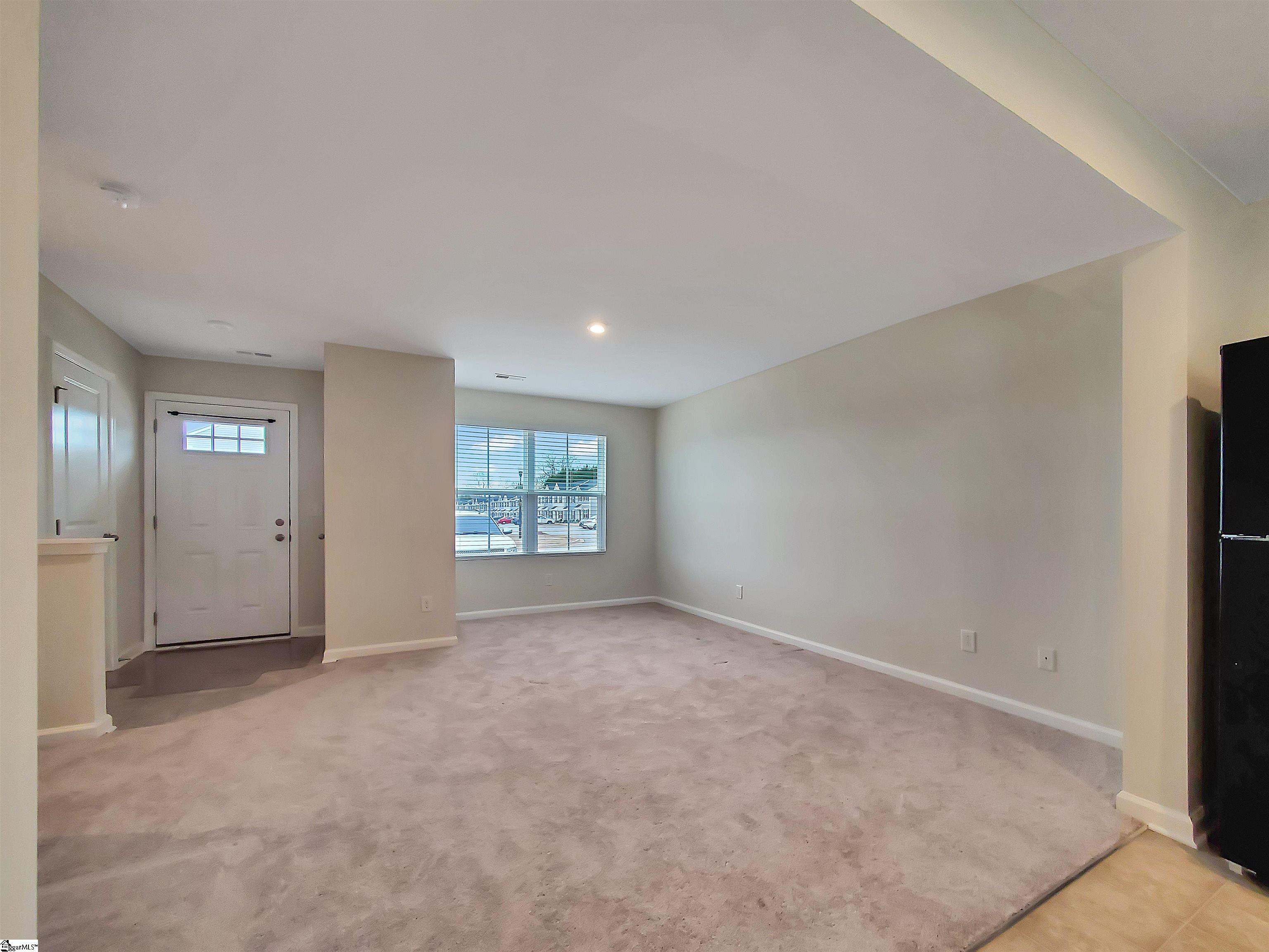 18 Pine Thicket Drive Greenville, SC 29617