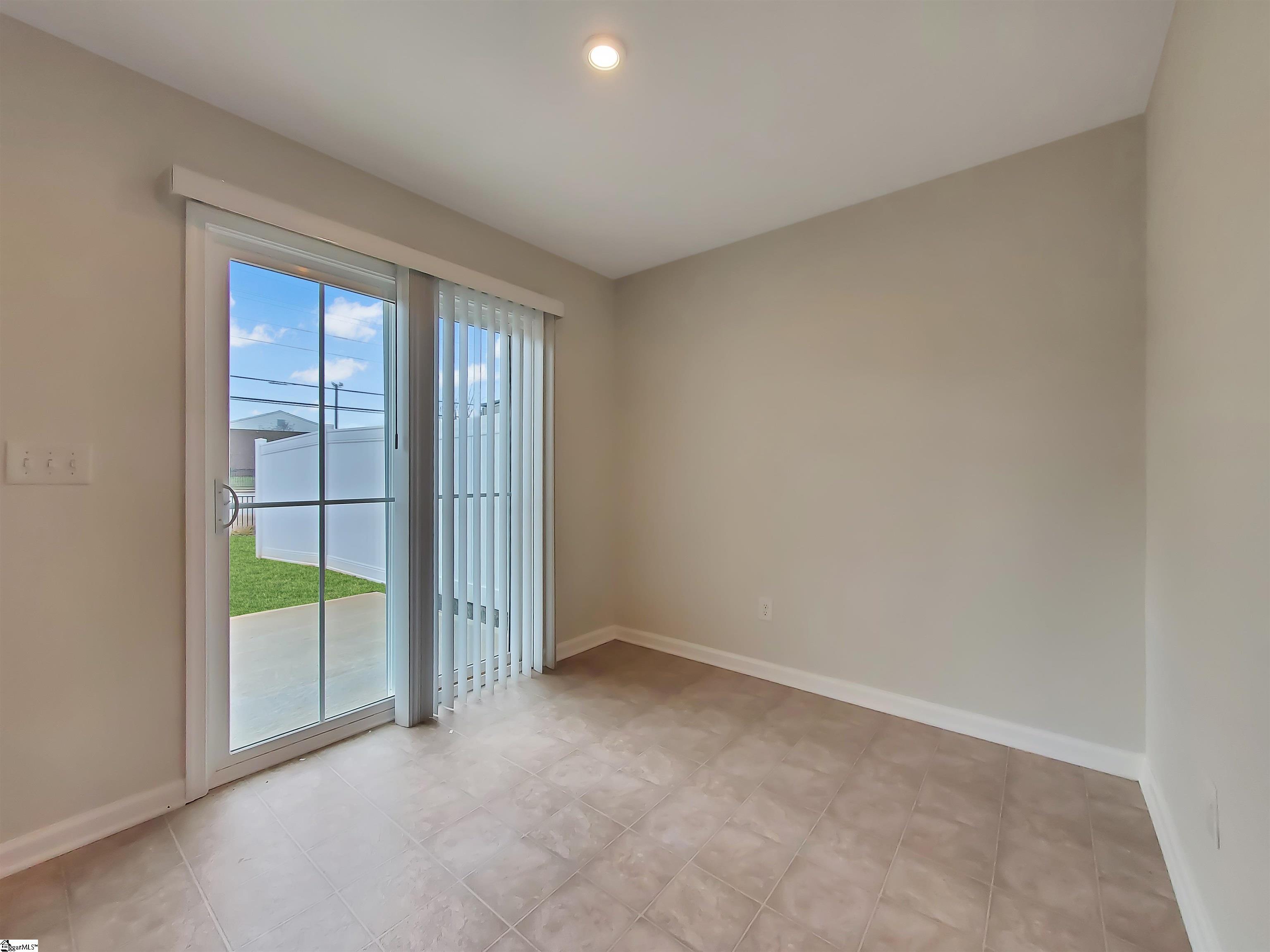 18 Pine Thicket Drive Greenville, SC 29617