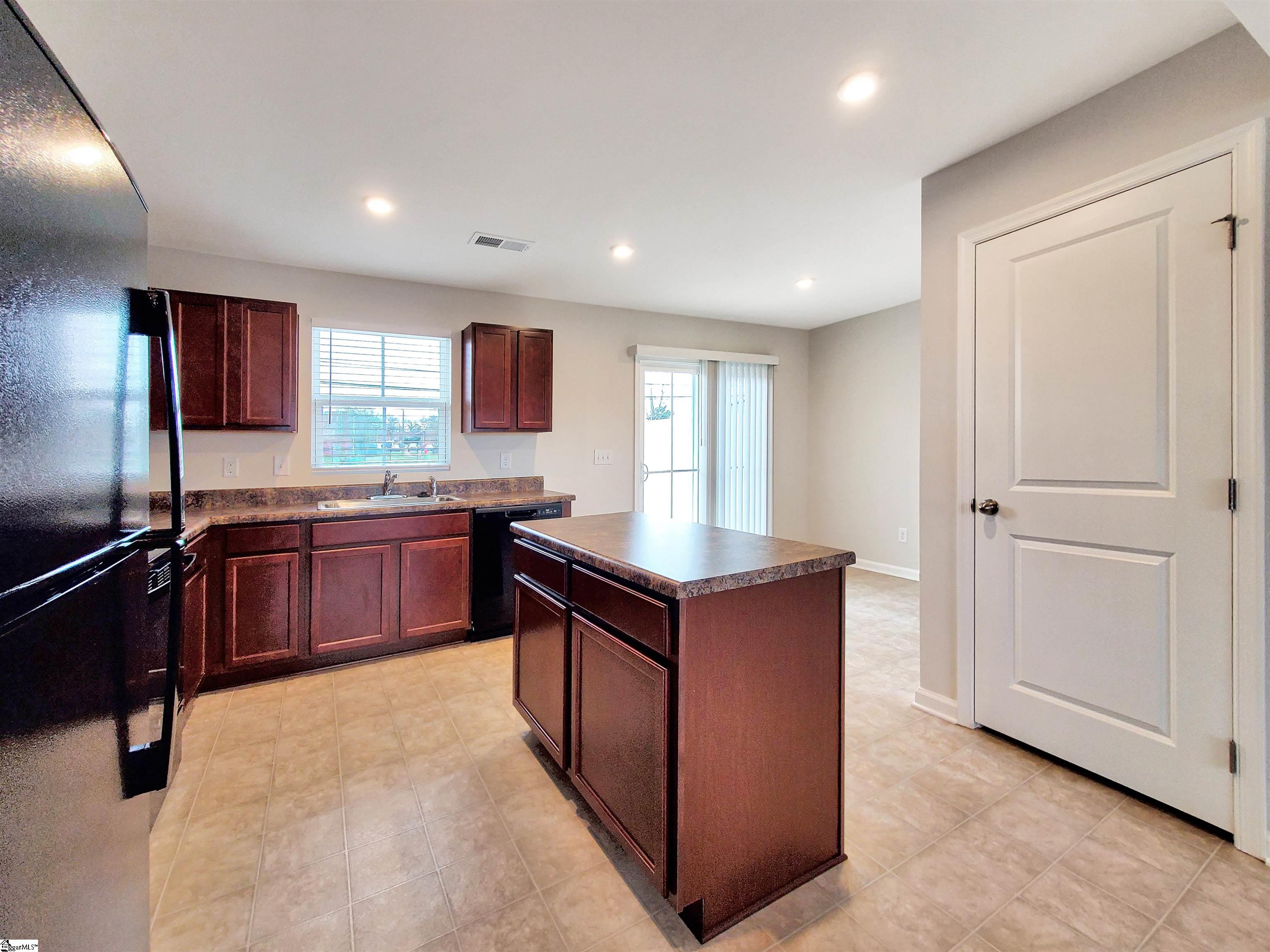 18 Pine Thicket Drive Greenville, SC 29617
