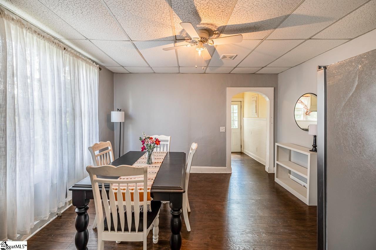 611 Round Street Woodruff, SC 29388