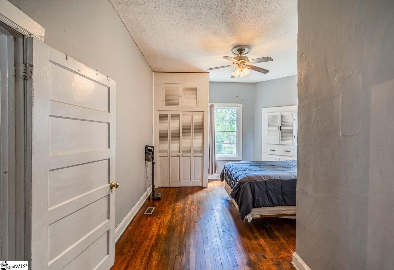 611 Round Street Woodruff, SC 29388