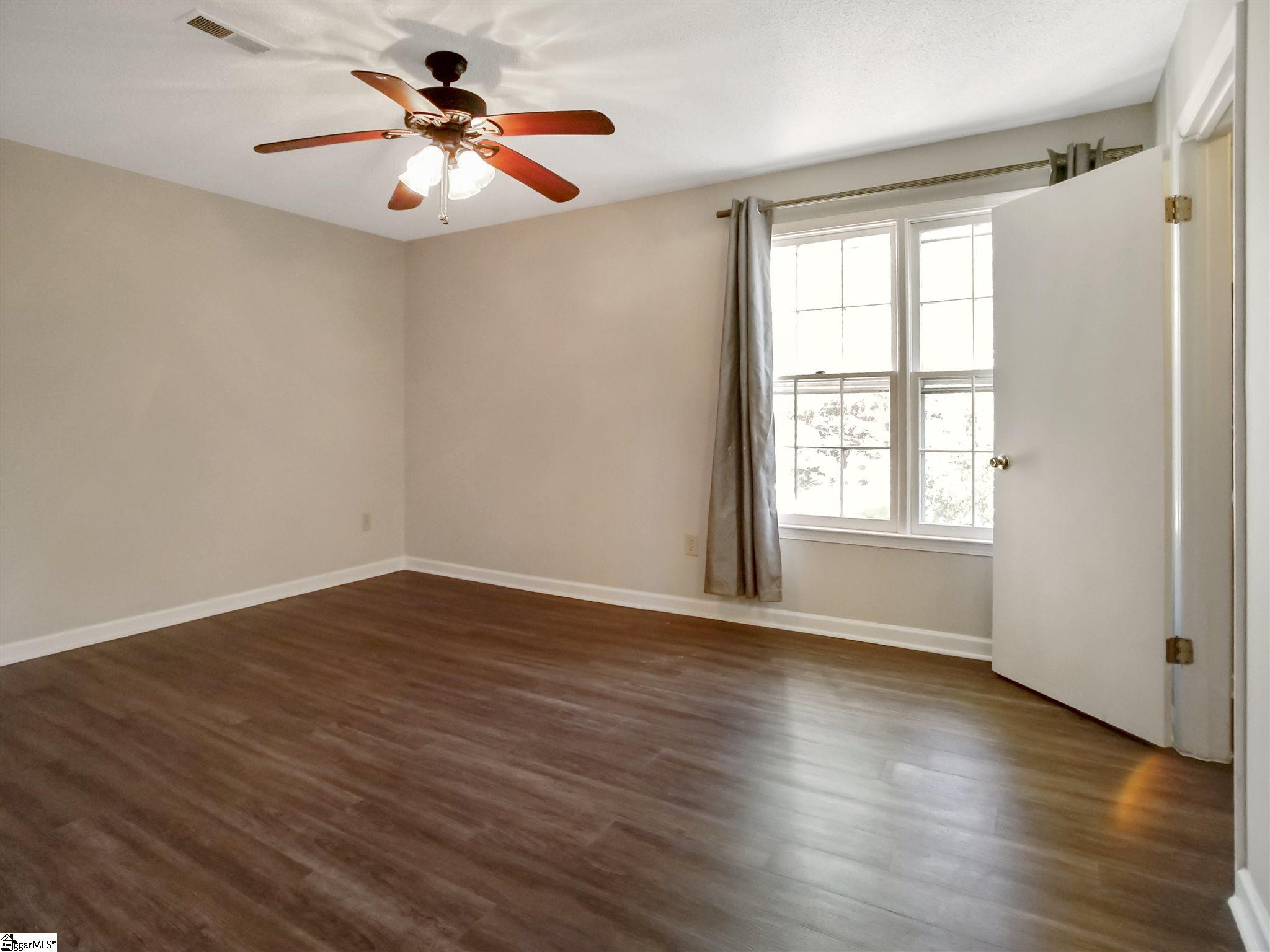 106 E Bay Court Mauldin, SC 29662