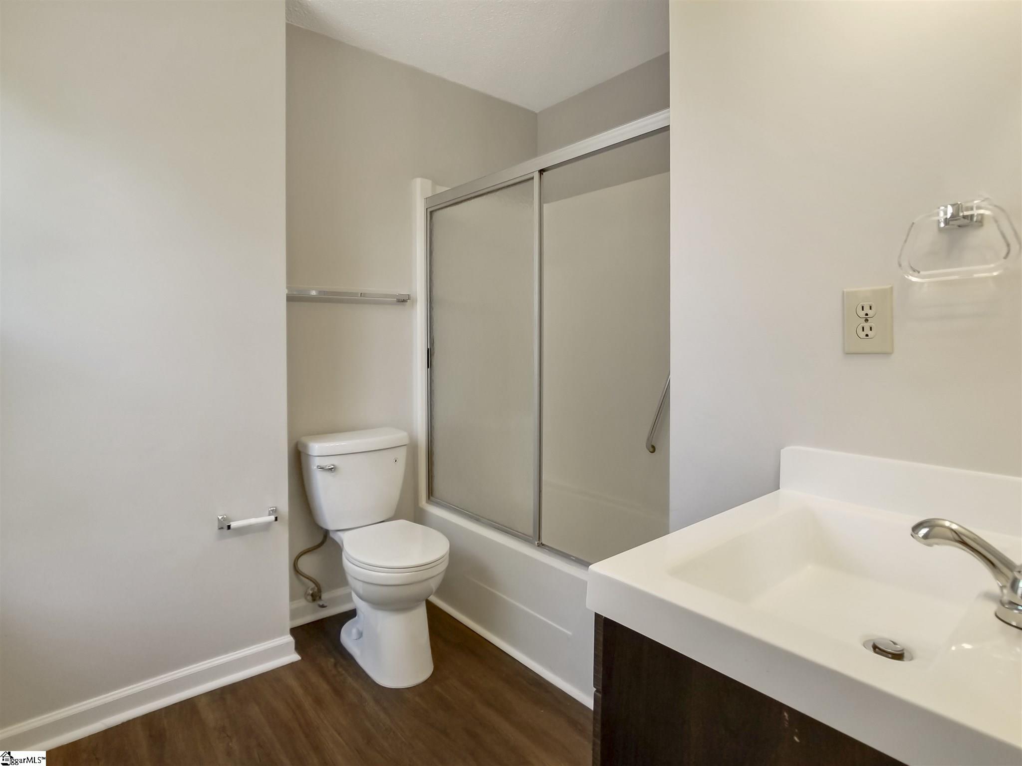 106 E Bay Court Mauldin, SC 29662