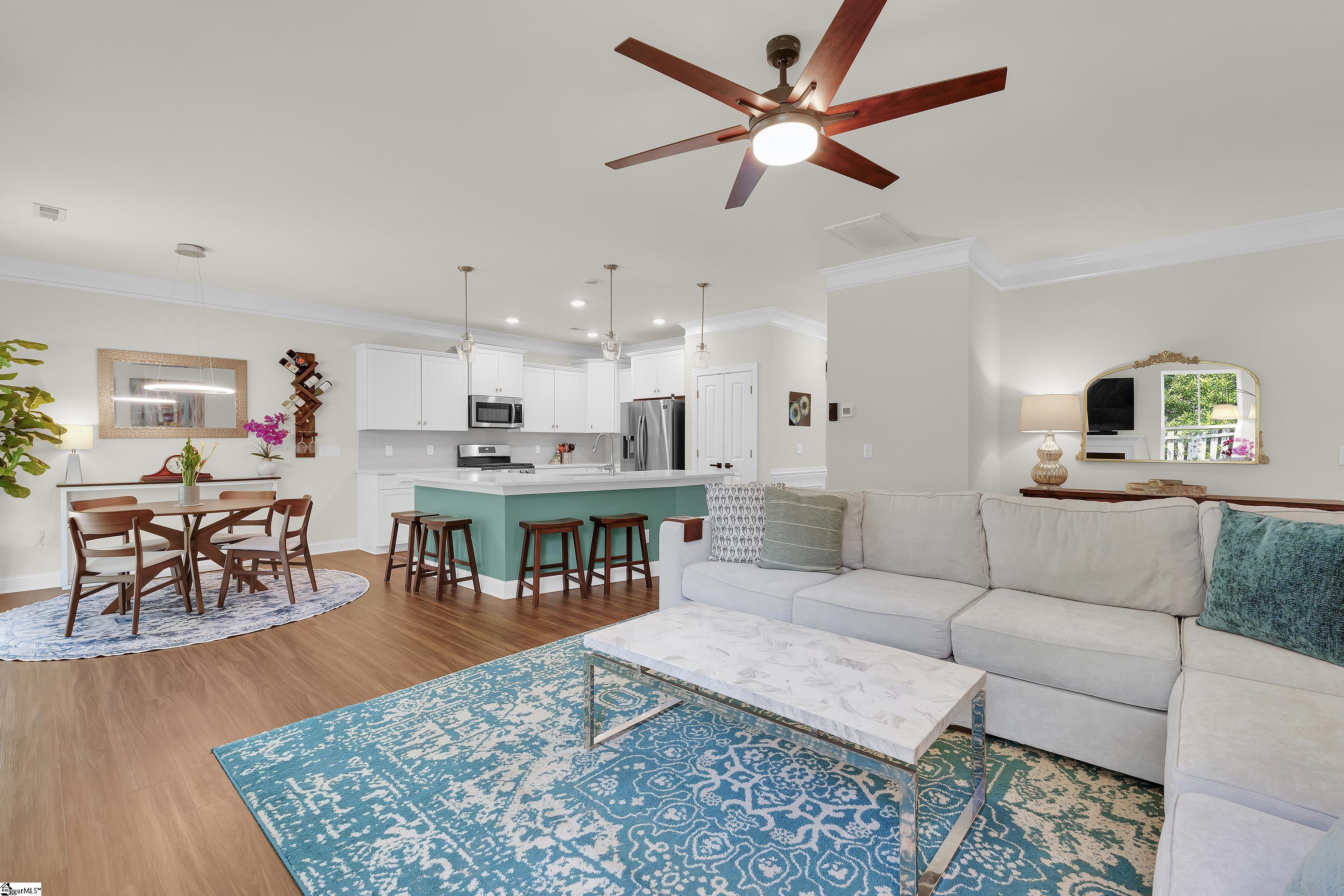5 Foxbourne Way Simpsonville, SC 29681