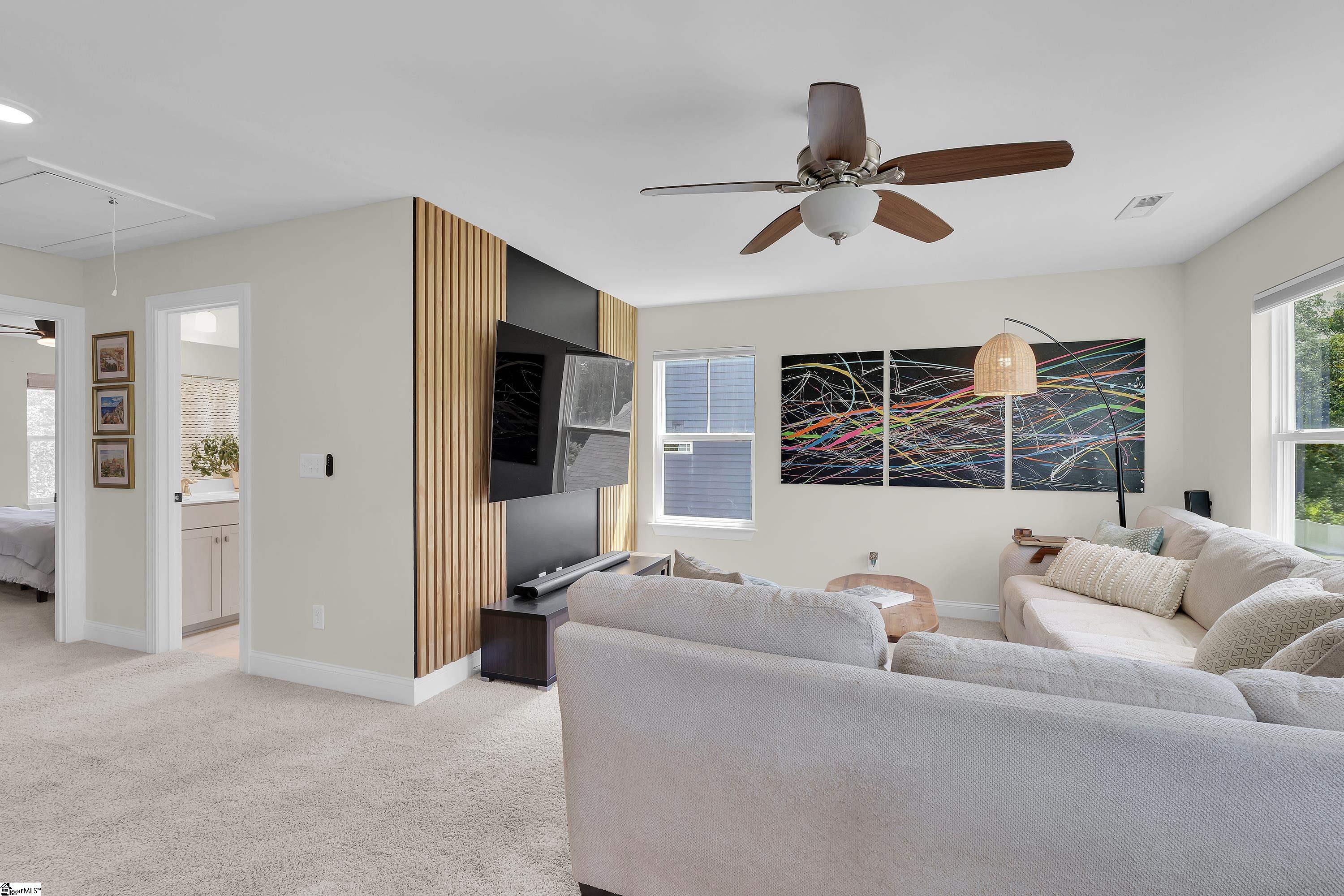 5 Foxbourne Way Simpsonville, SC 29681