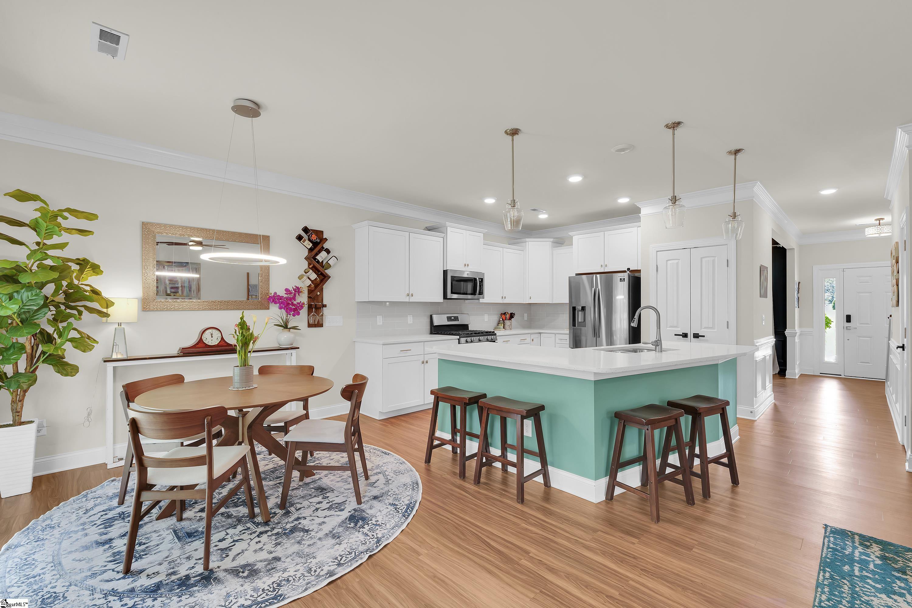 5 Foxbourne Way Simpsonville, SC 29681