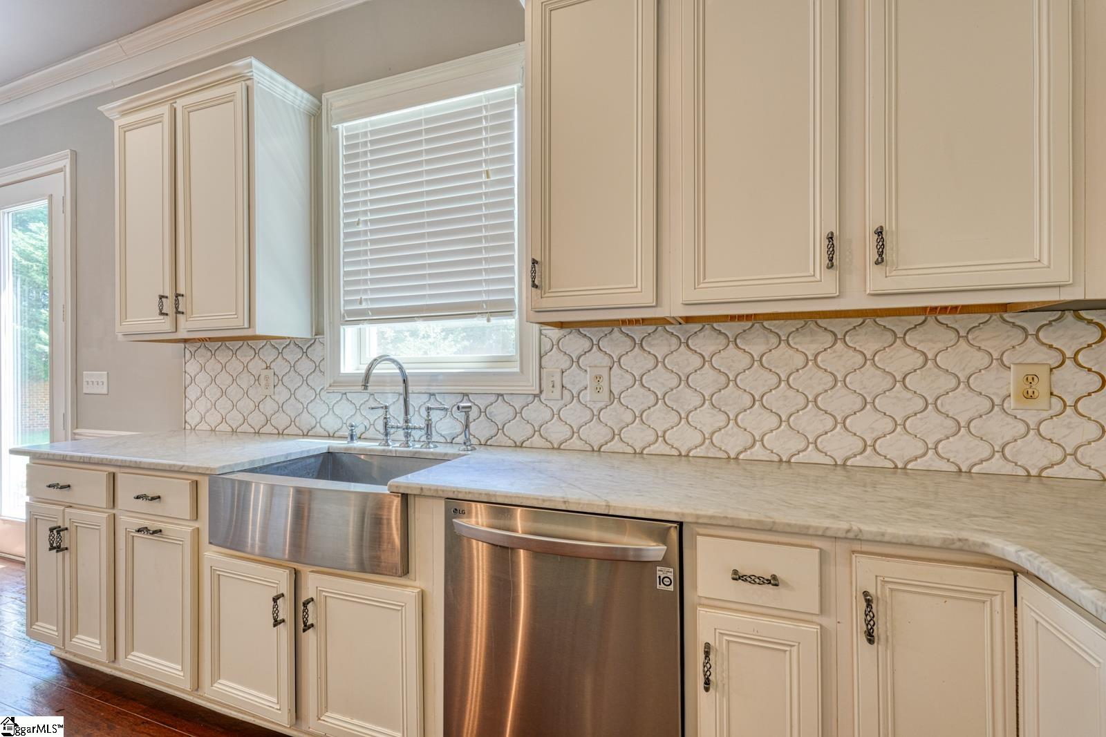 18 Abington Hall Court Greer, SC 29650