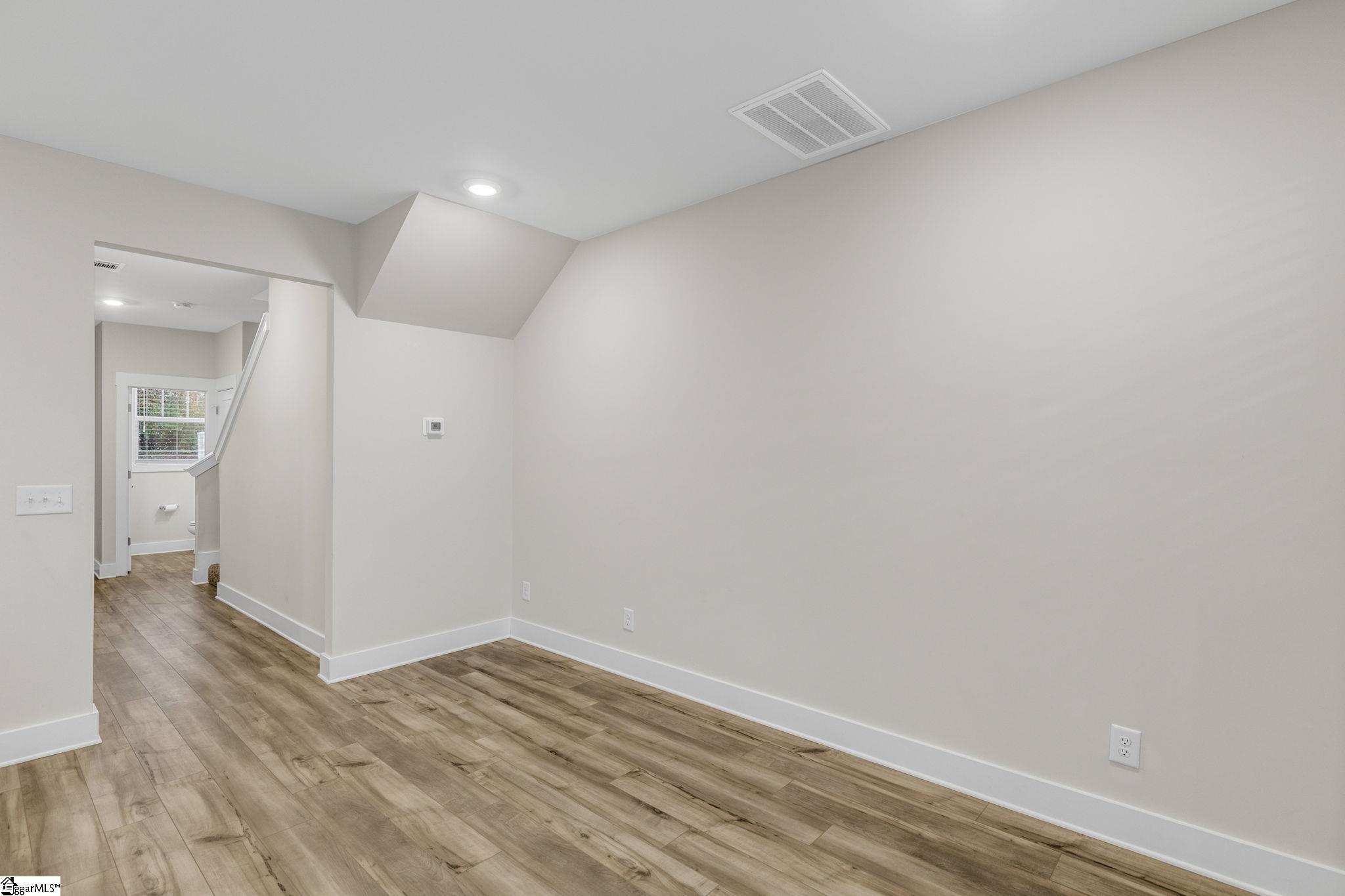 275 Dalmatian Drive Spartanburg, SC 29307