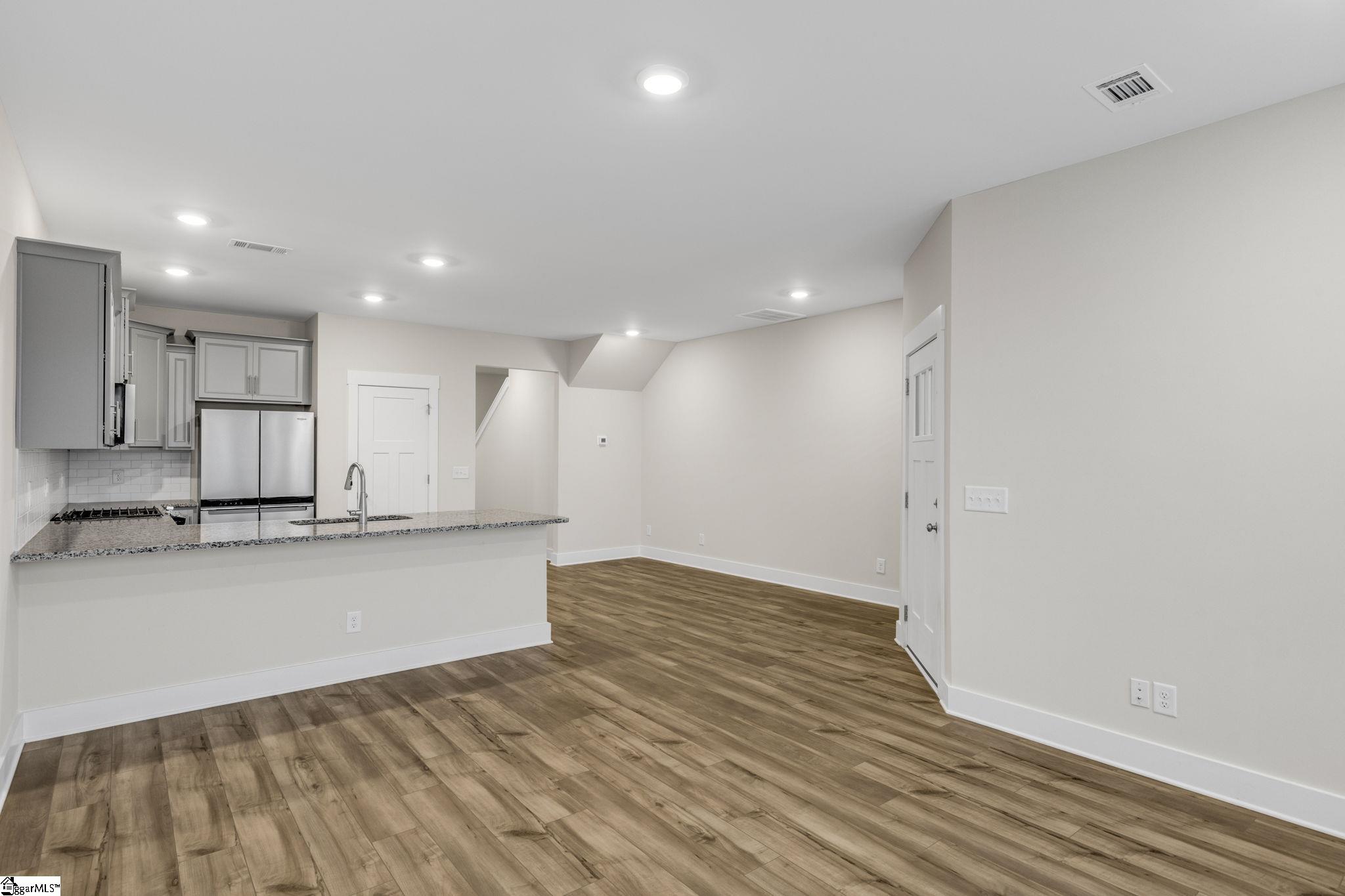 275 Dalmatian Drive Spartanburg, SC 29307