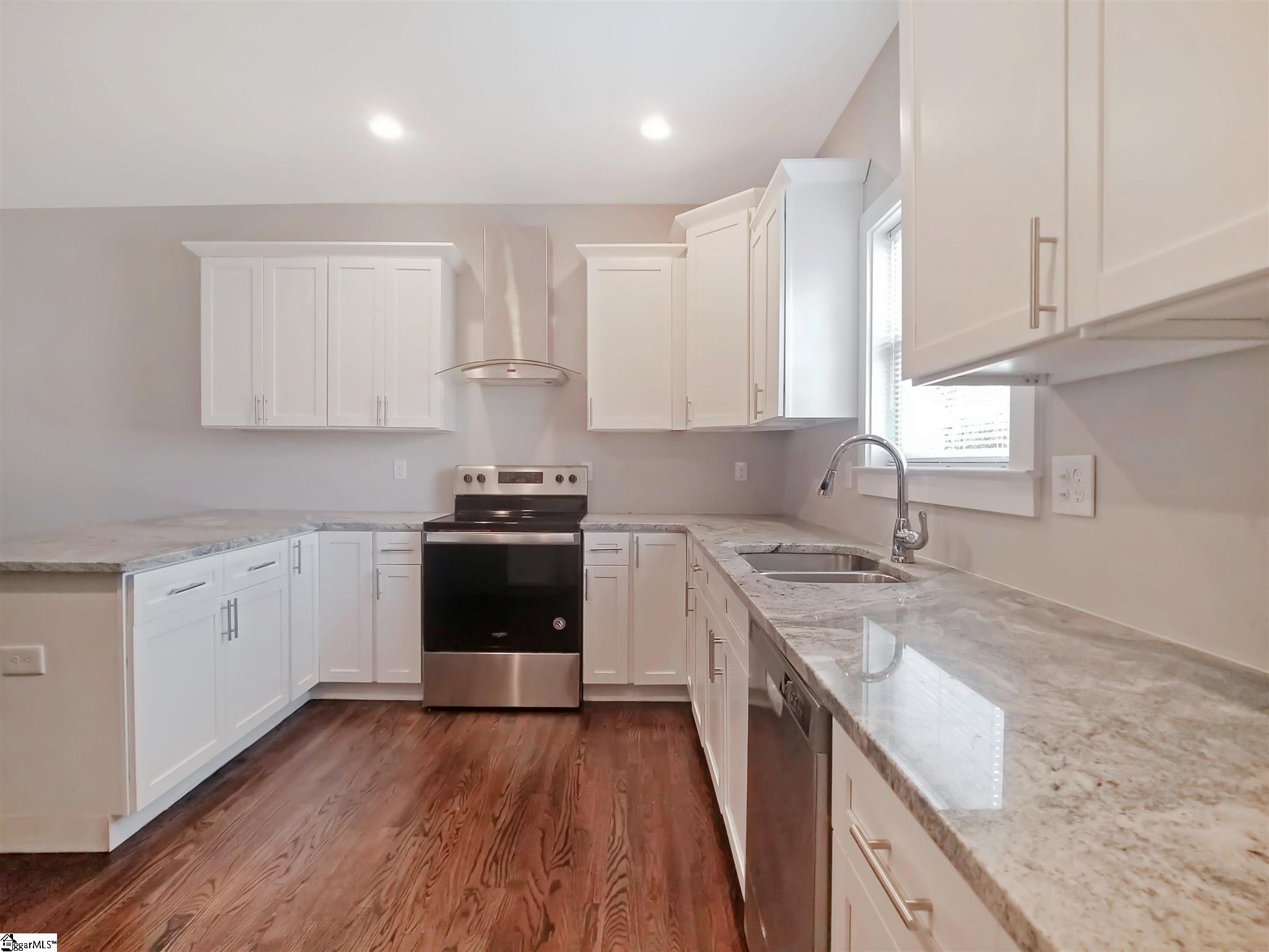 8 Chaney Street Greenville, SC 29607