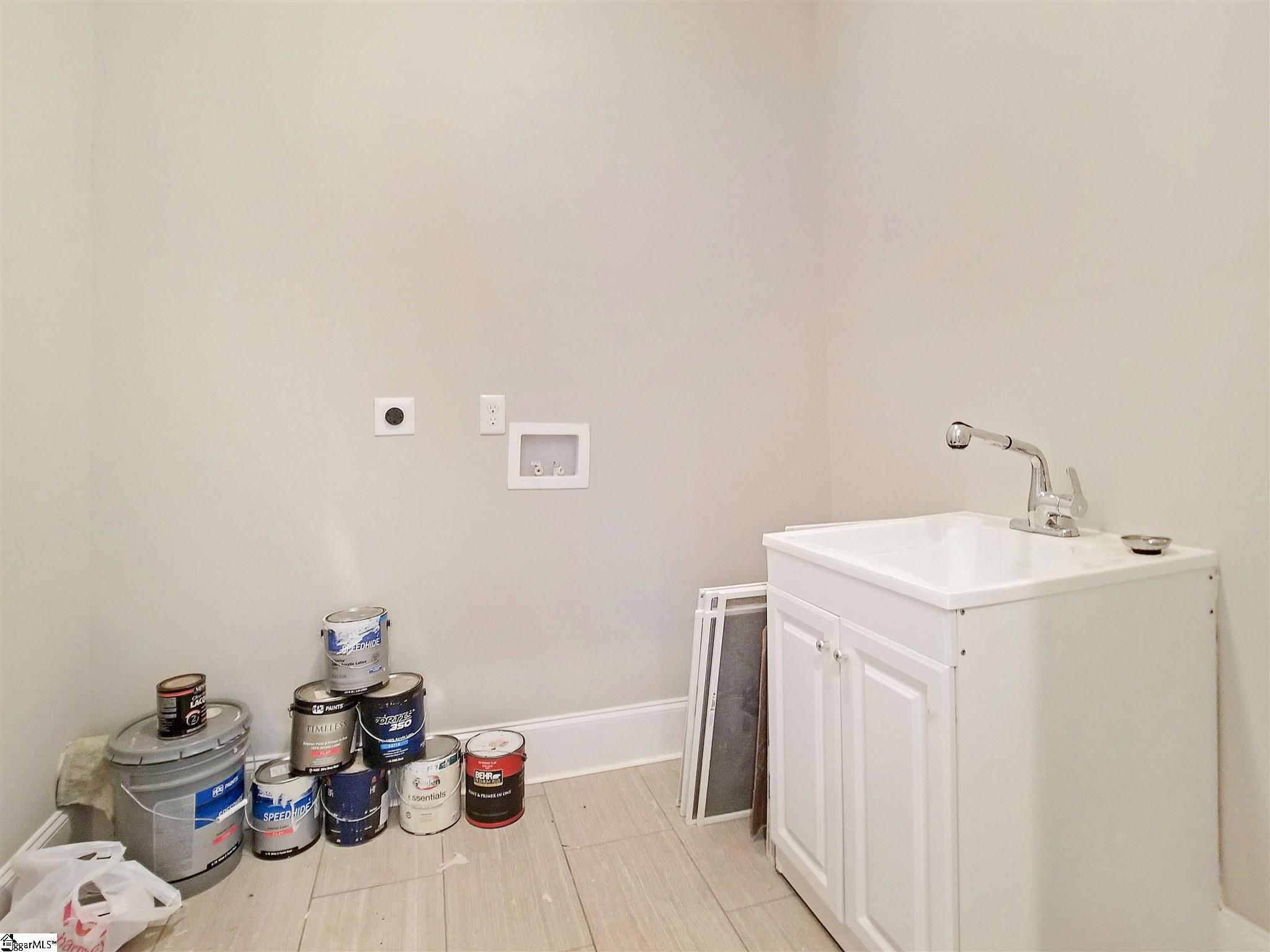 8 Chaney Street Greenville, SC 29607