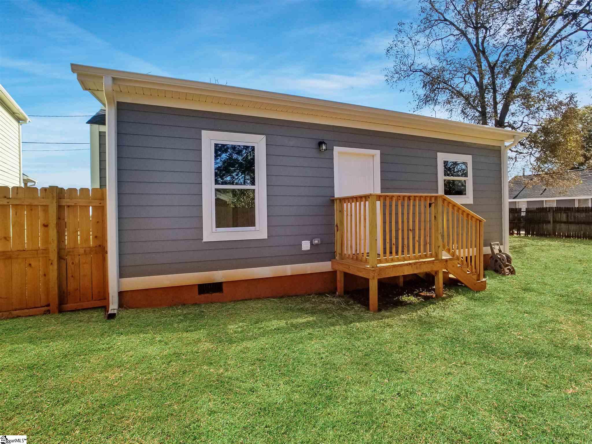 8 Chaney Street Greenville, SC 29607