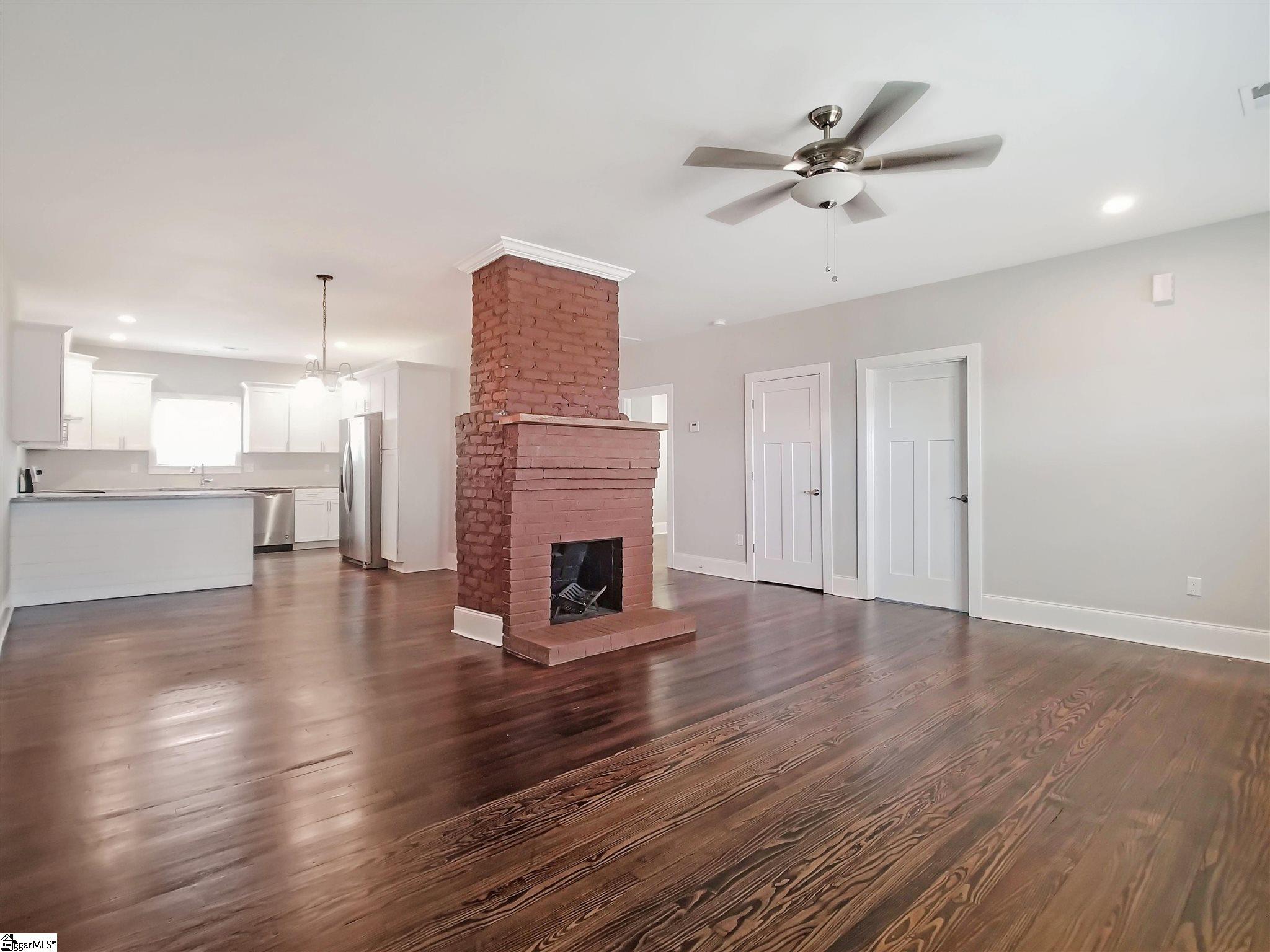 8 Chaney Street Greenville, SC 29607